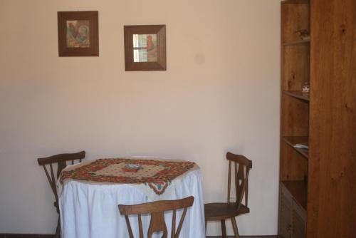 Standard Twin Room with Sofa photo 3