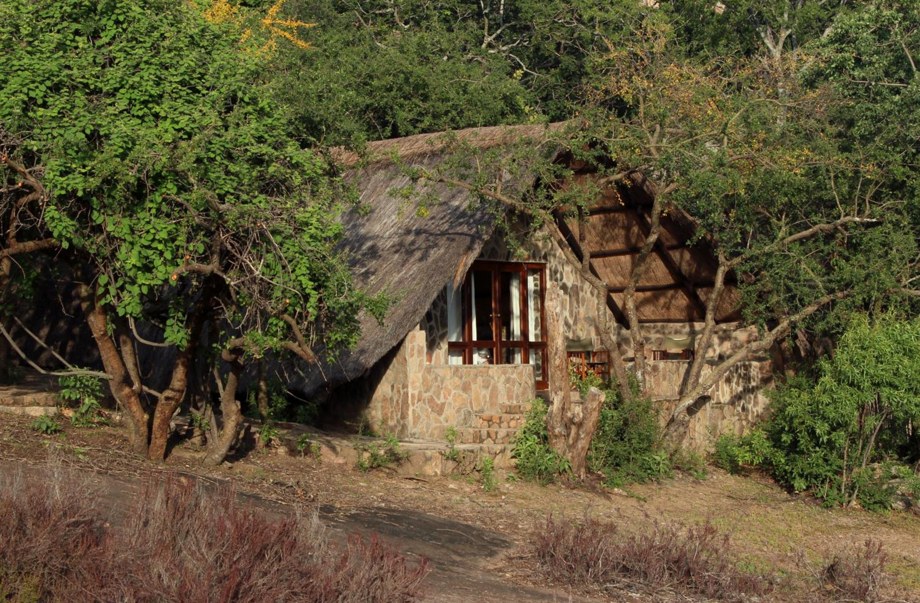 Deluxe Double or Twin Room with Mountain View photo 2