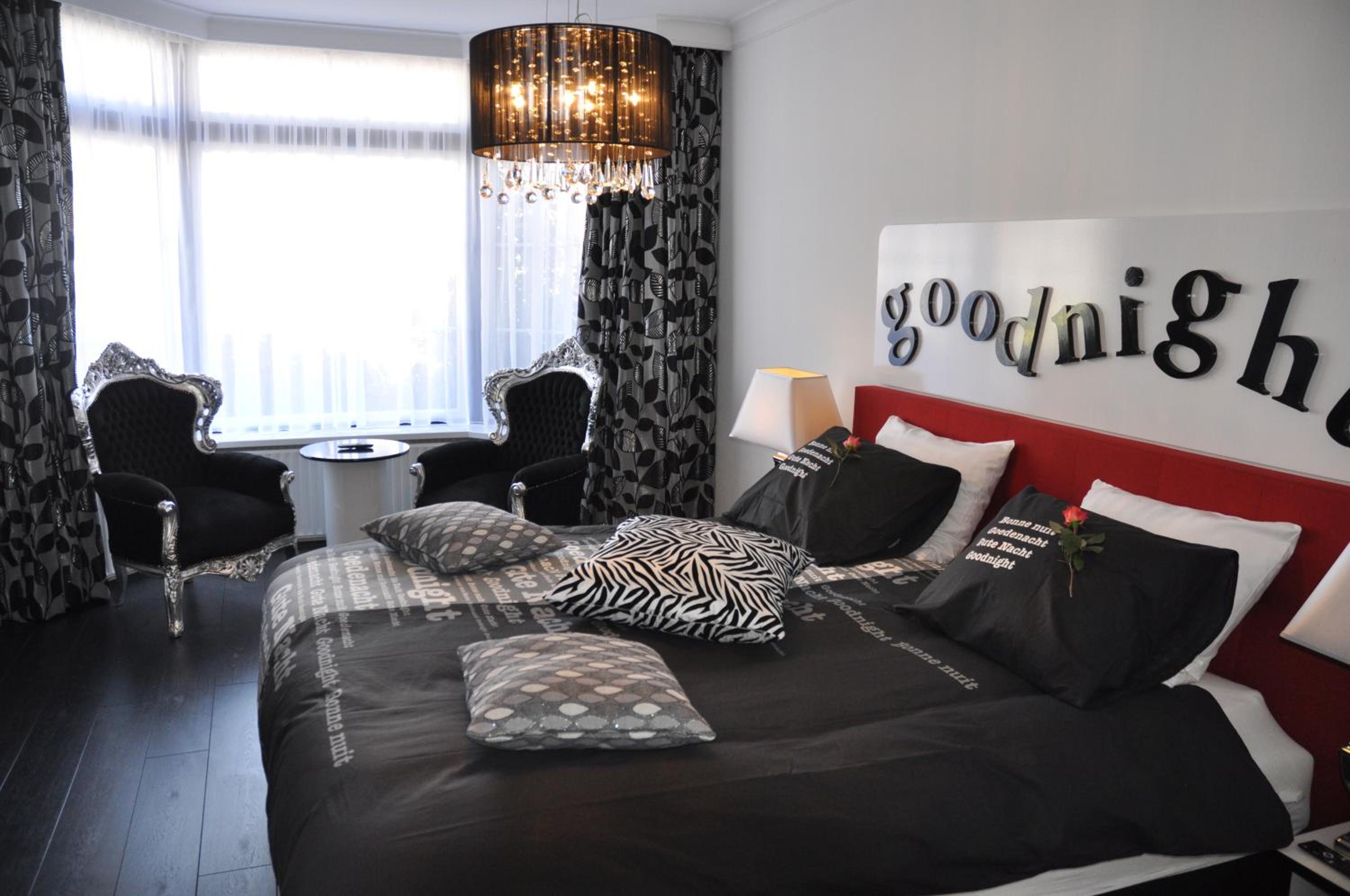Suite photo 1