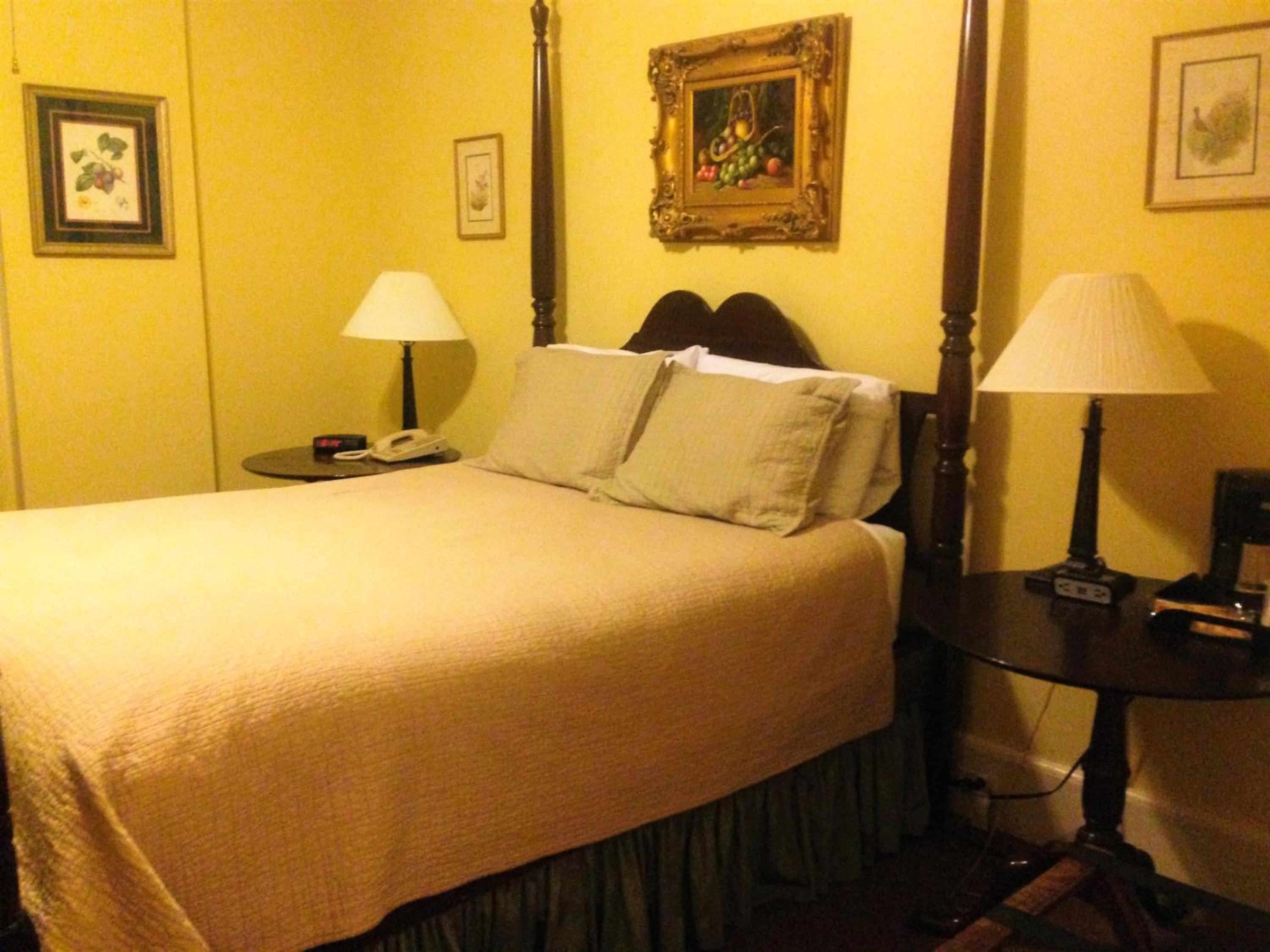 Queen Room - Octavia Dockery