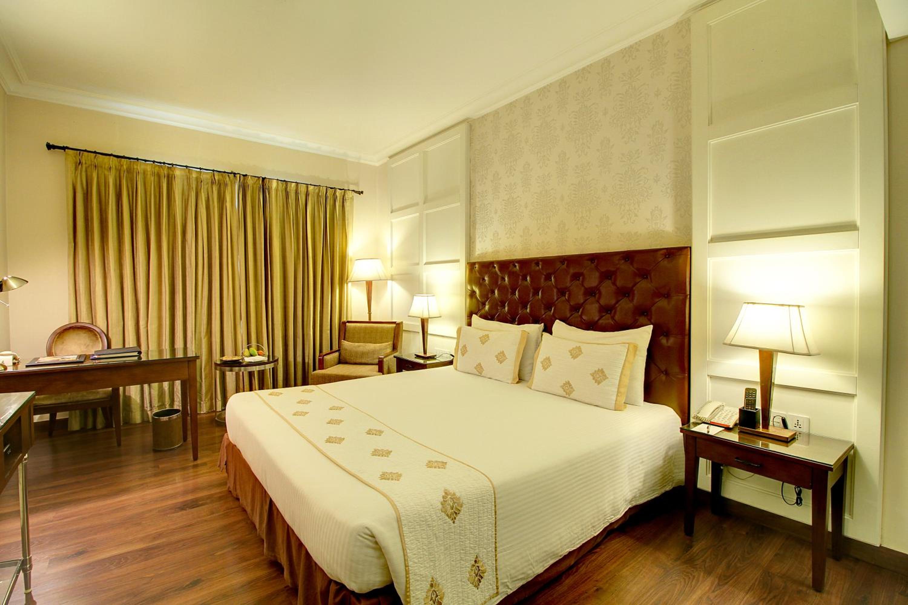 Contemporary Room with 15% off on food and soft beverages