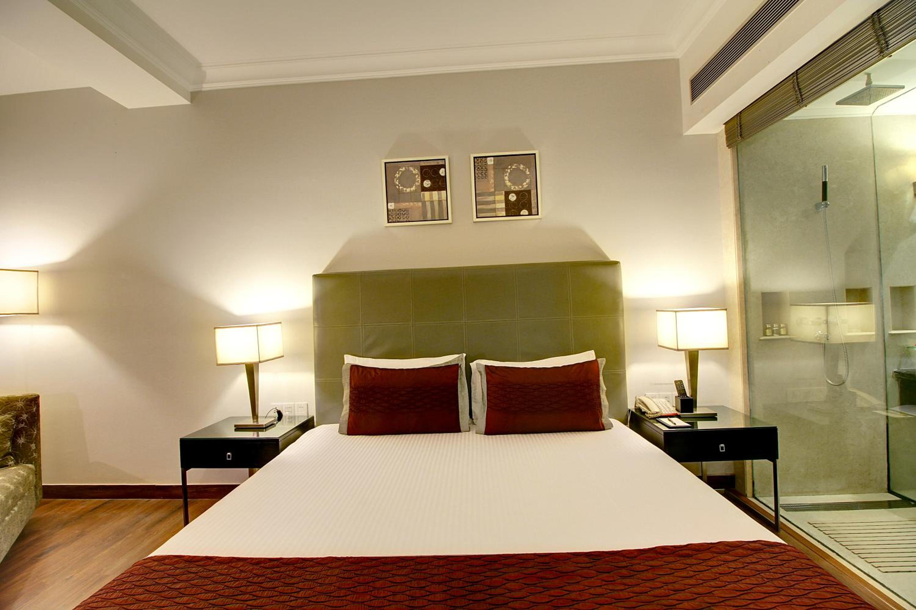 Contemporary Room with 15% off on food and soft beverages