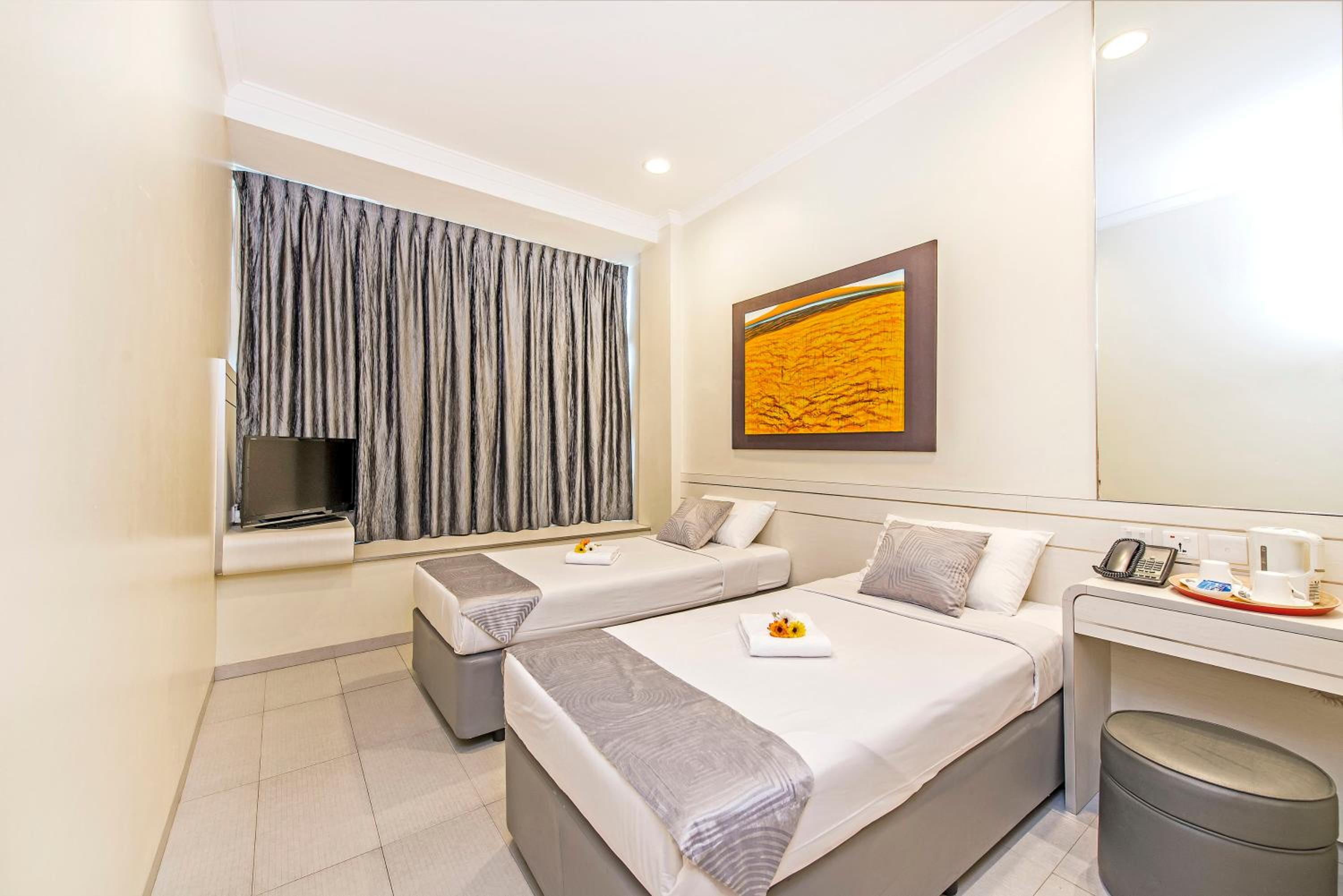 Standard Twin Room photo 2