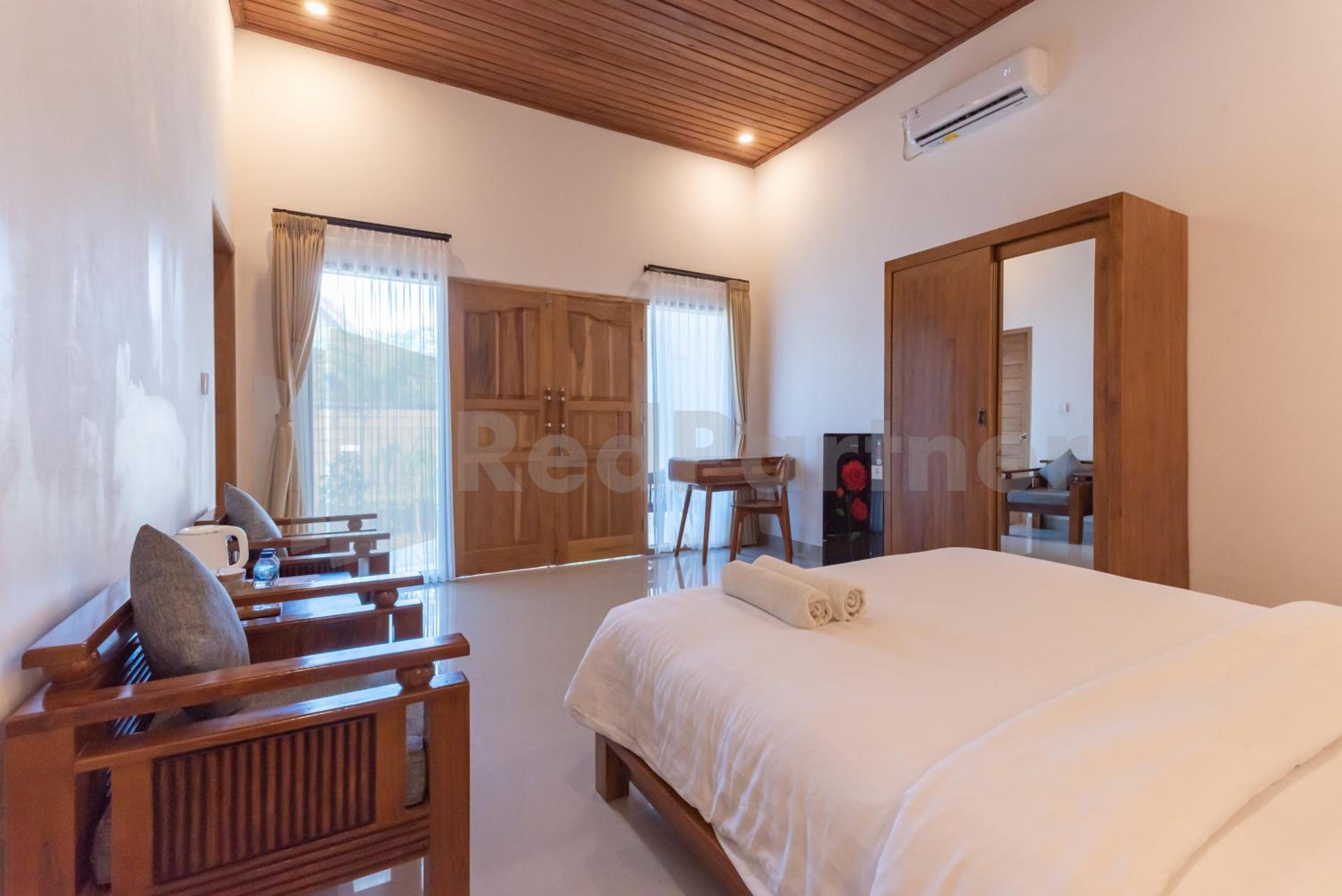 Suite - Photo 5