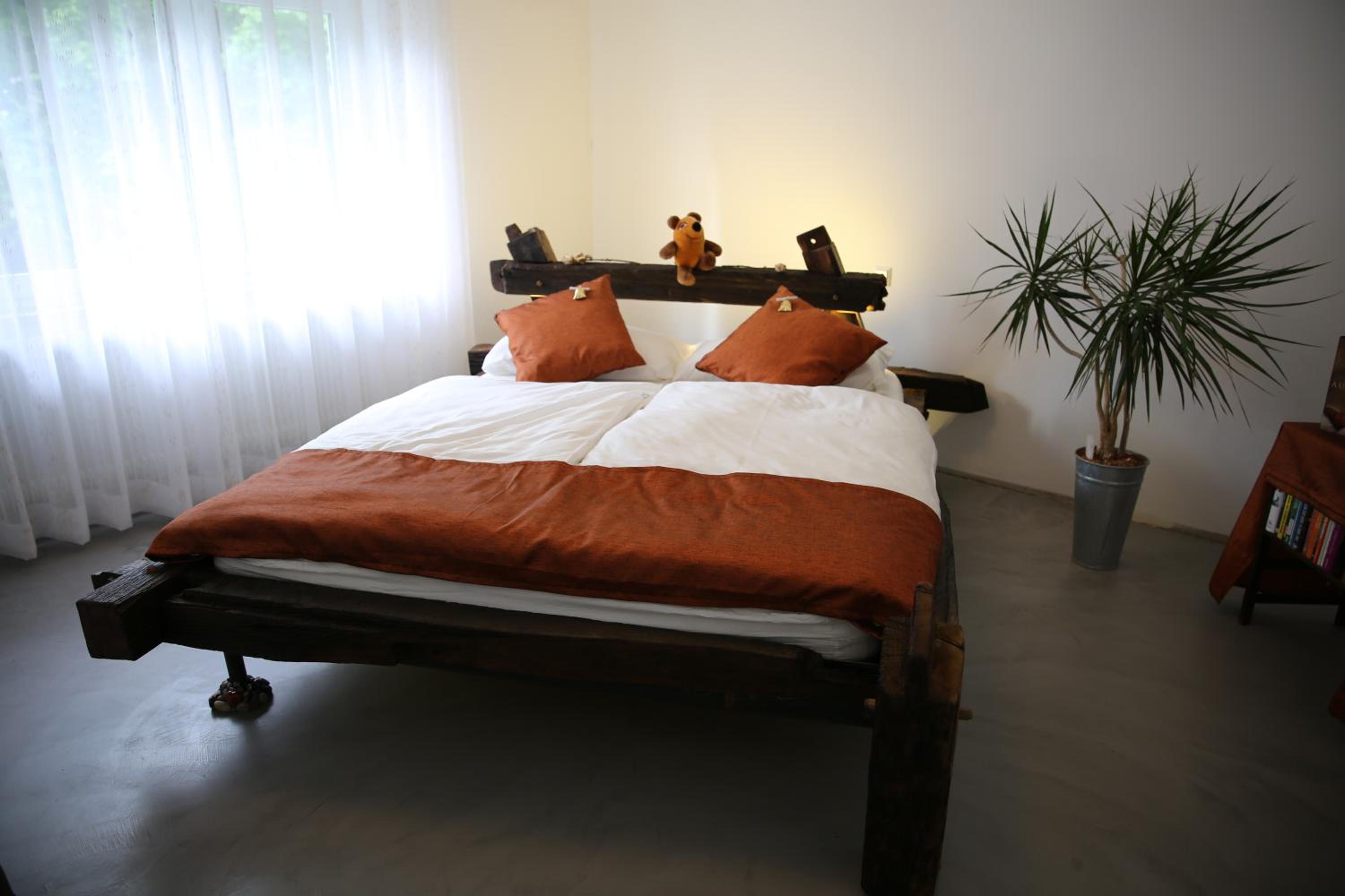 Two-Bedroom Apartment - Photo 4