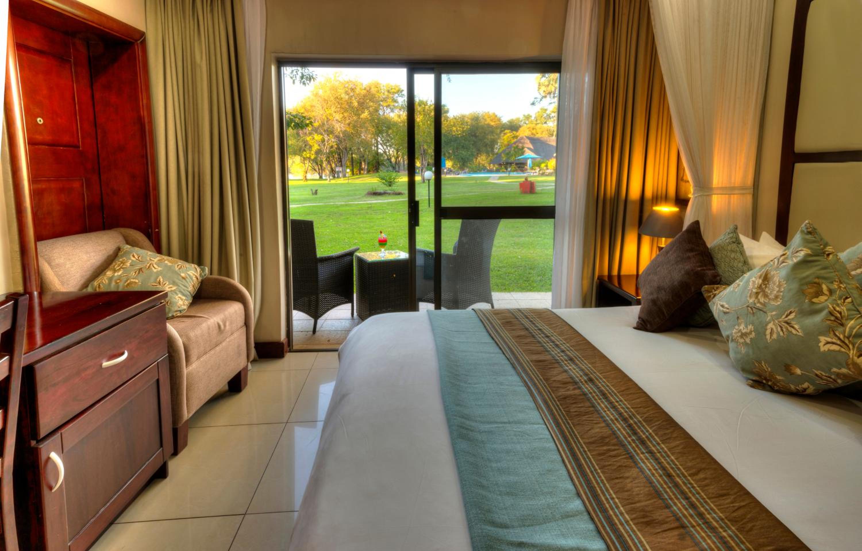 Double Room with Garden View - Photo 4