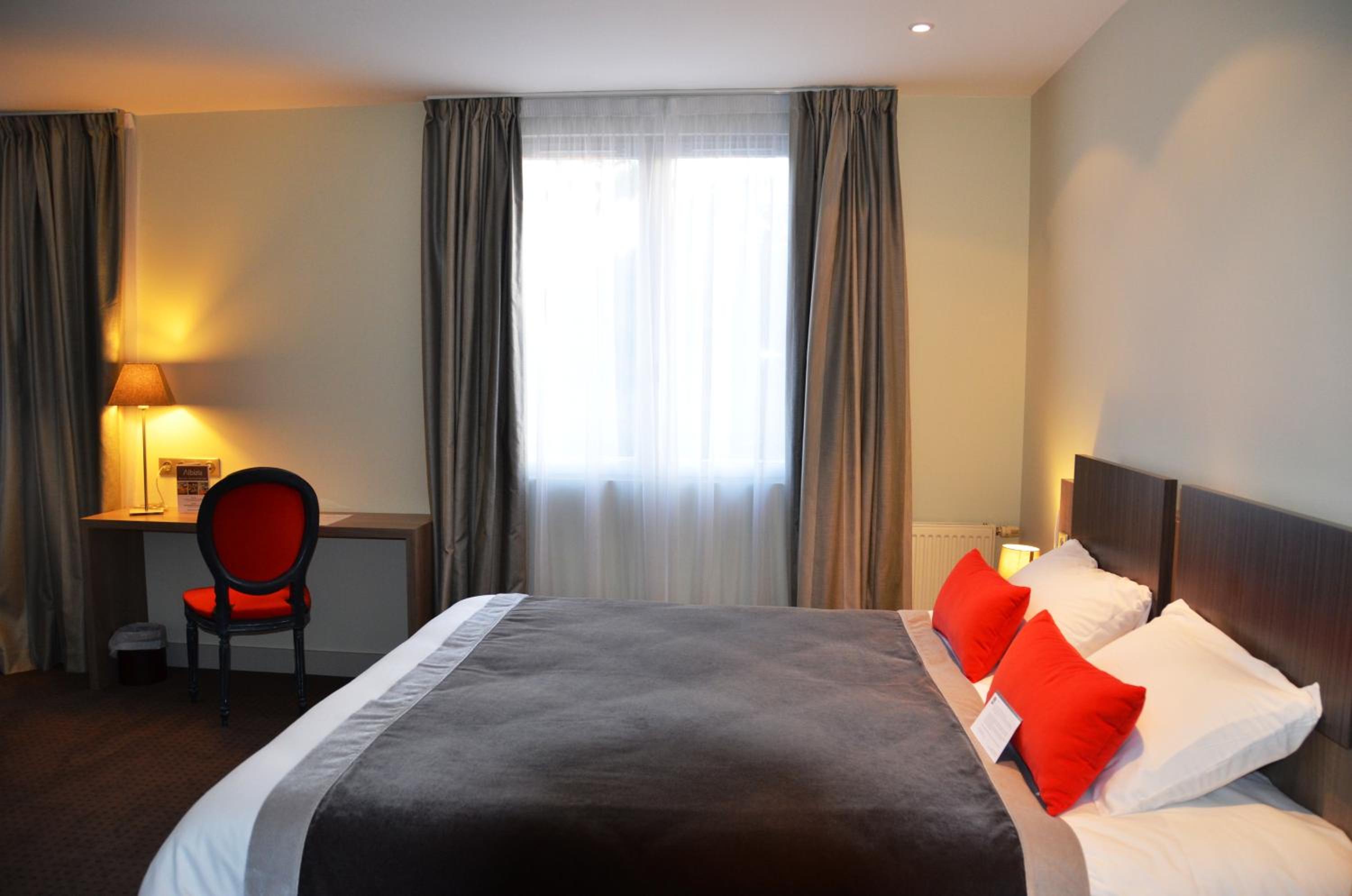 Elegance Double room with Garden View and Parking View photo 1