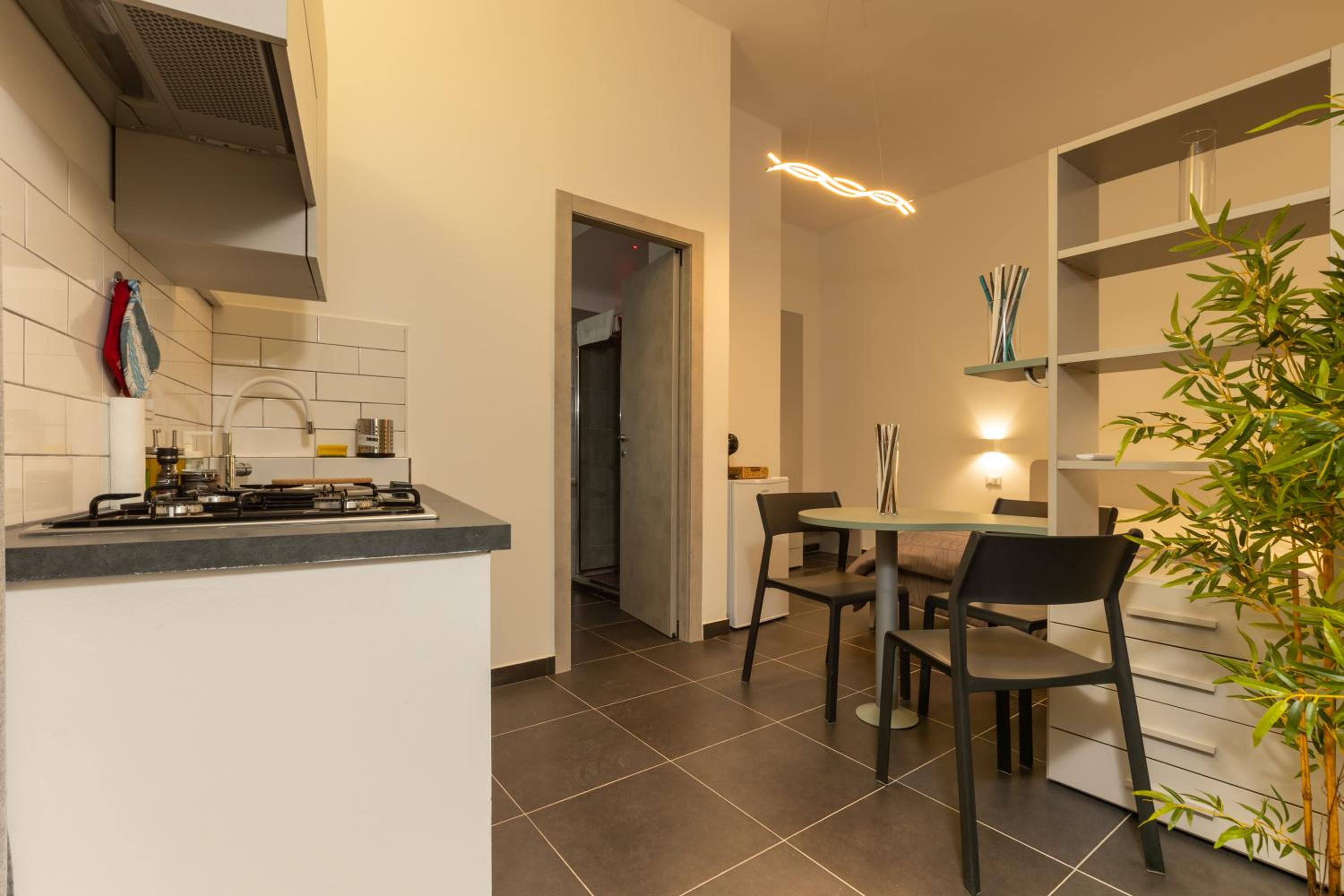 One-Bedroom Apartment