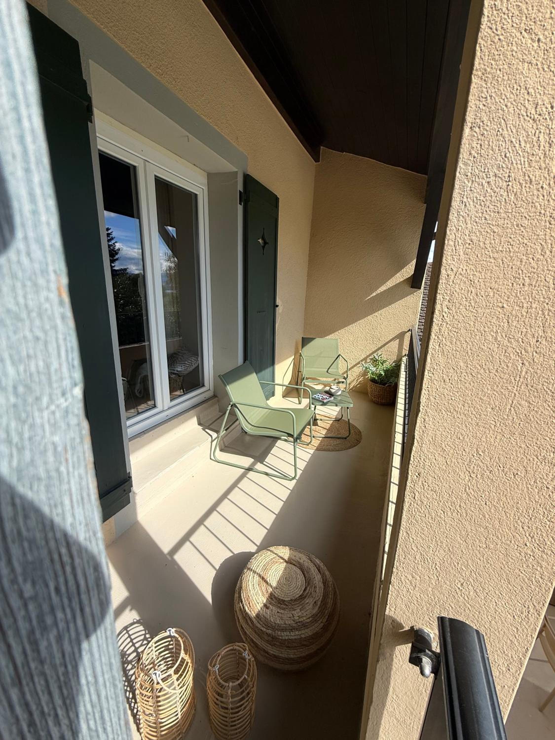 Deluxe Double Room with Balcony photo 3