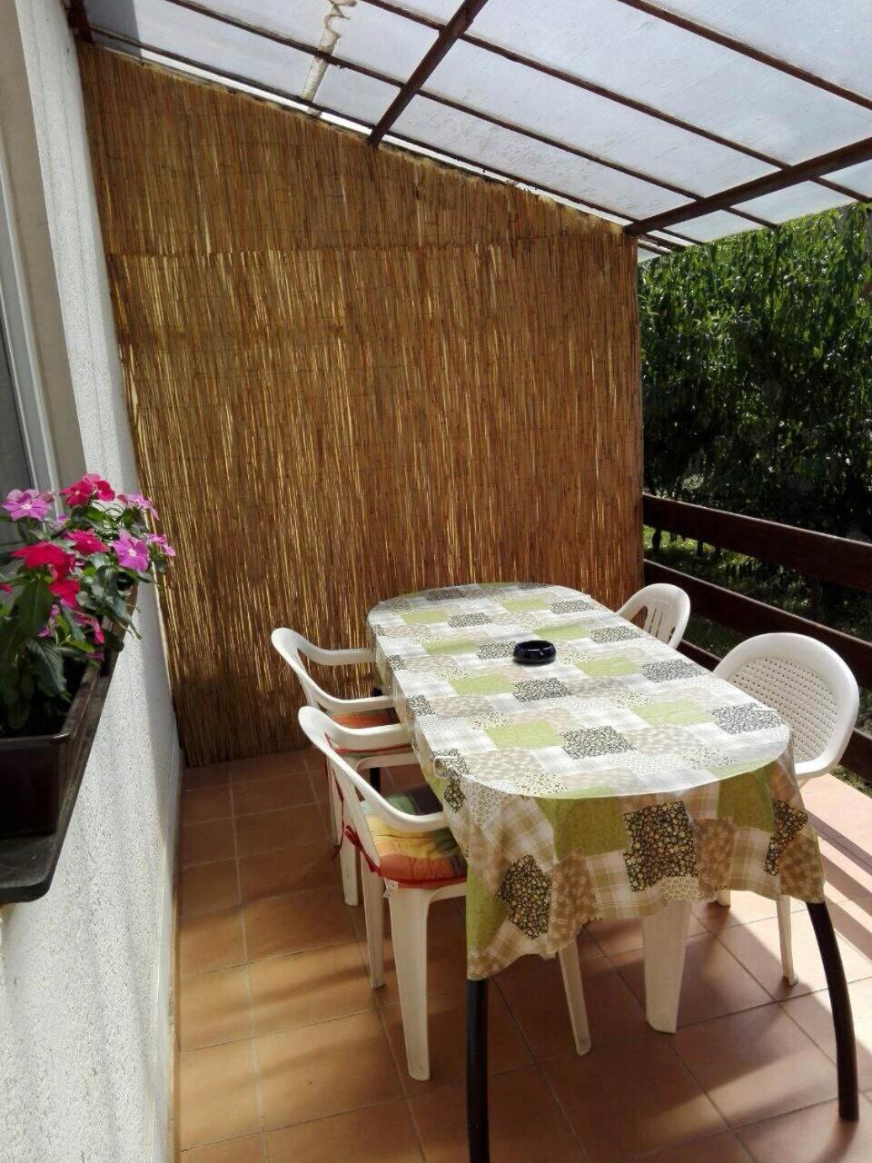 Apartment with Garden View photo 3