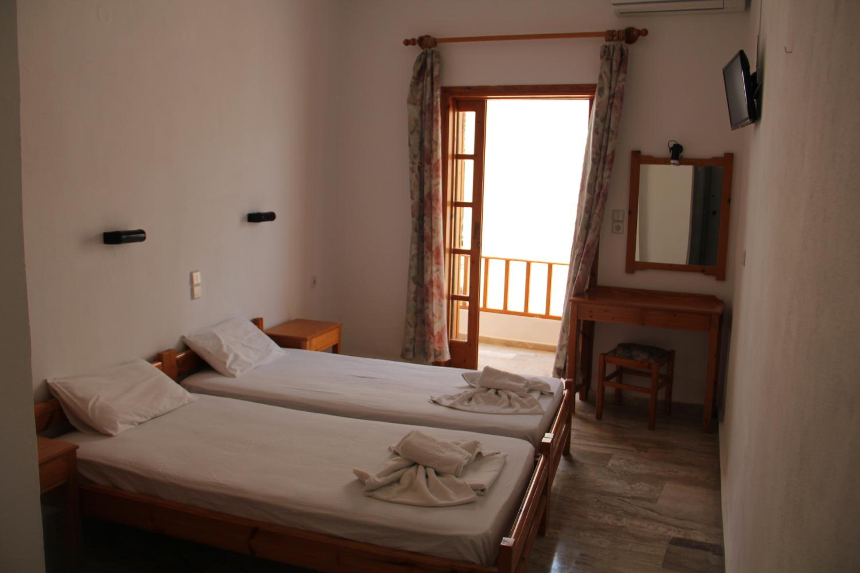 Twin Room with Balcony photo 1