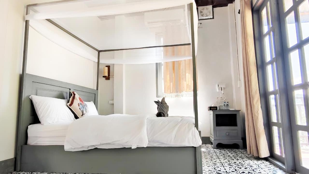 Deluxe Junior Suite
