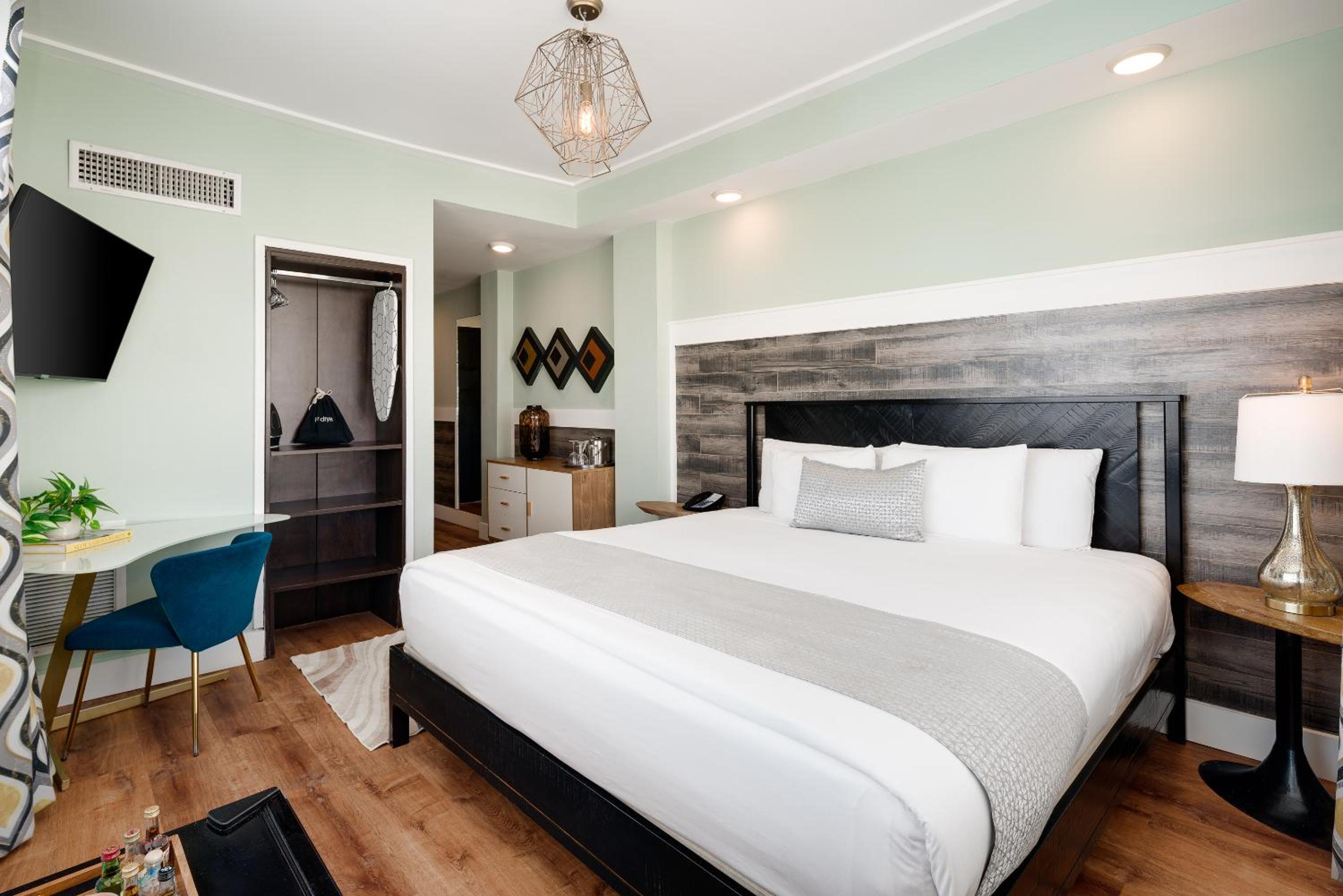 King bedroom Rooftop terrace room