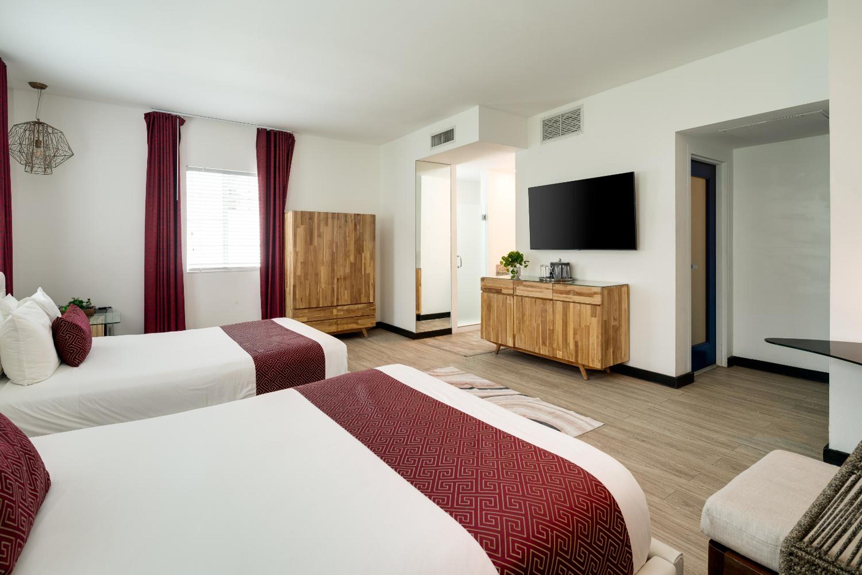 Junior Suite Double Queen - Photo 1