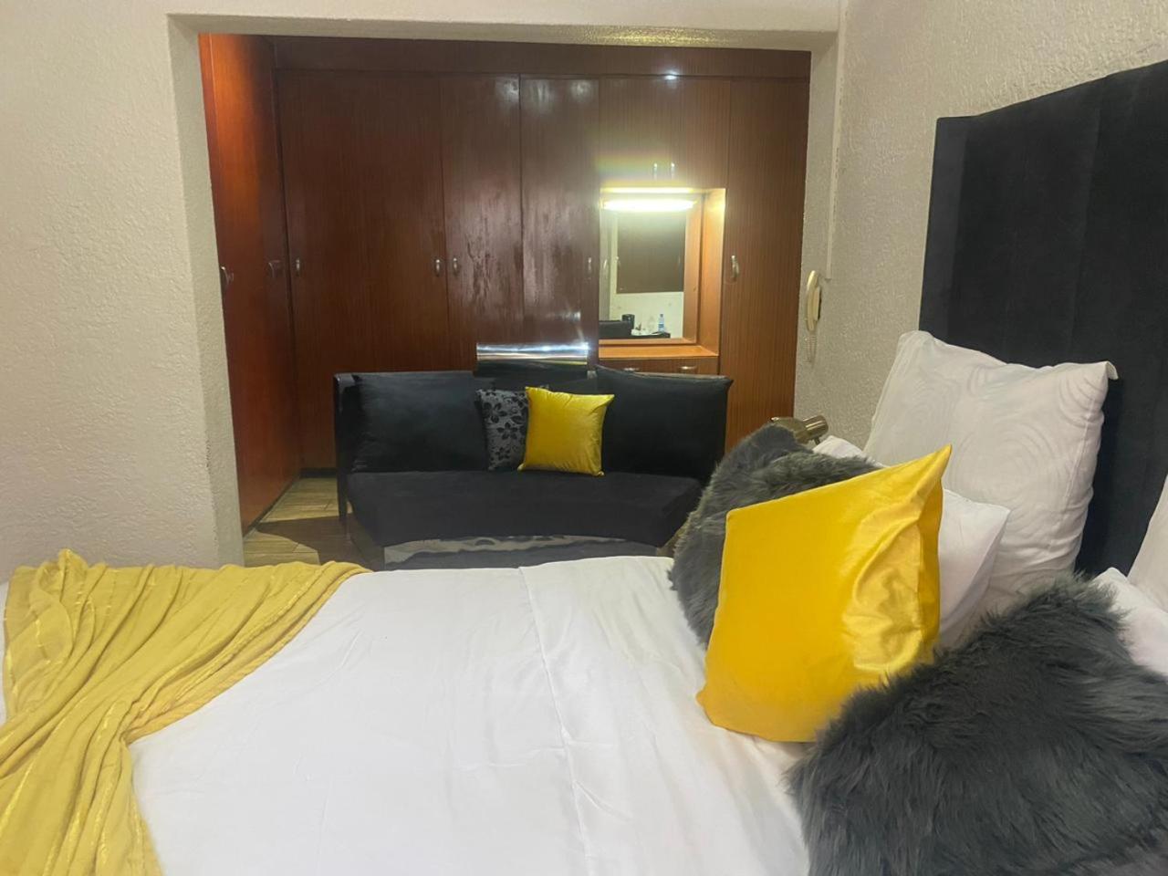 Executive Suite photo 1