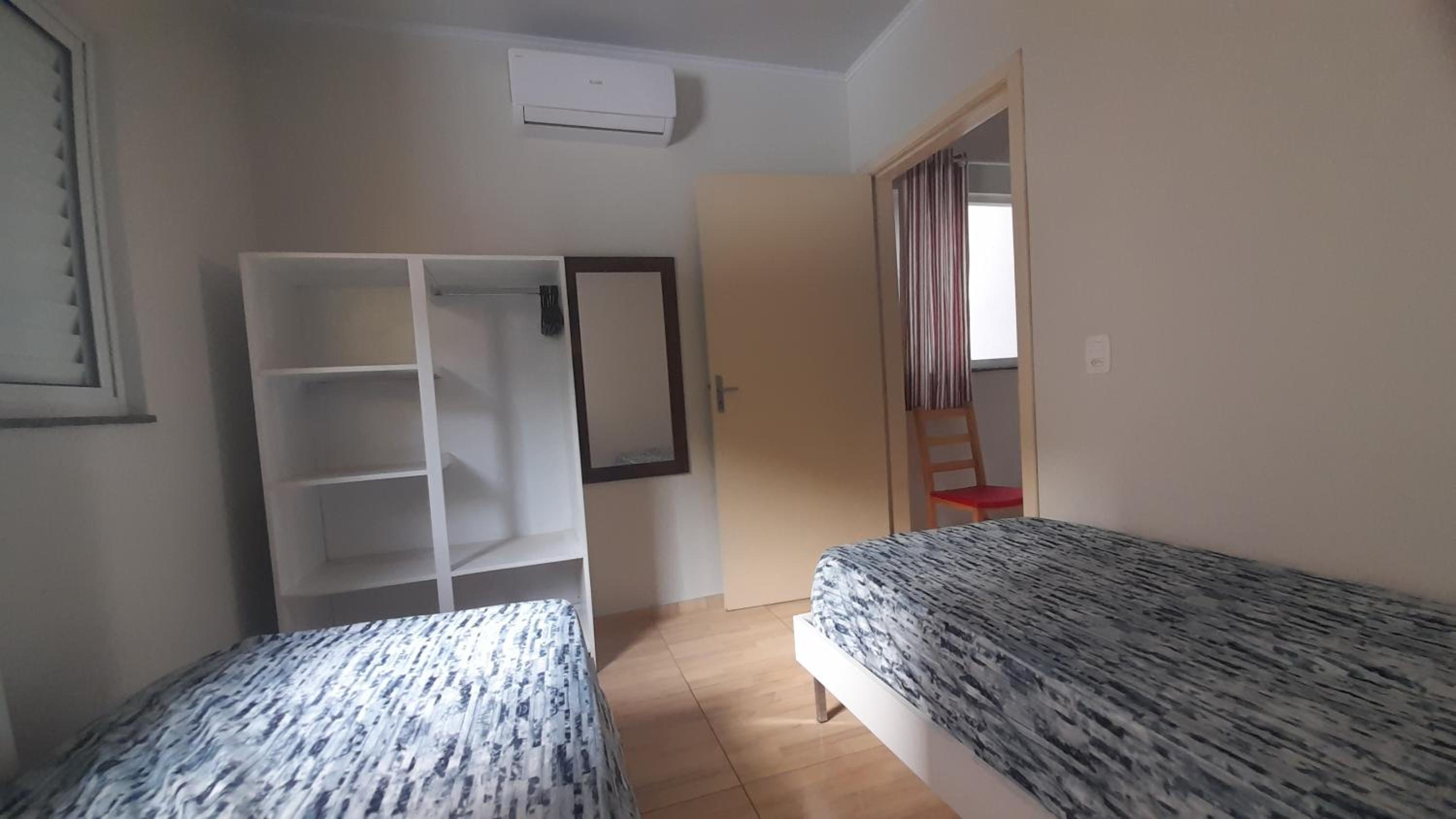 One-Bedroom Apartment - Photo 10