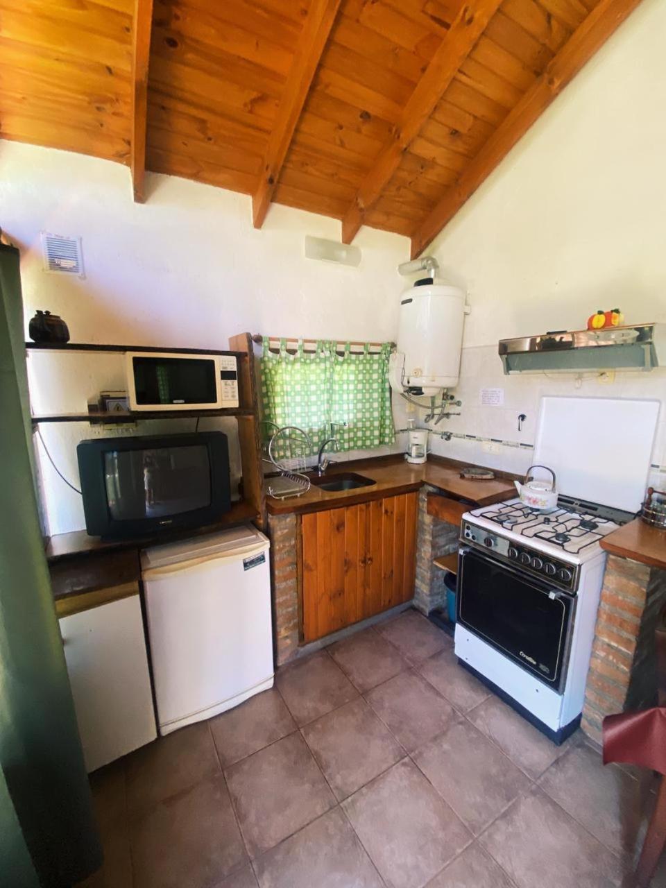 One-Bedroom House photo 2