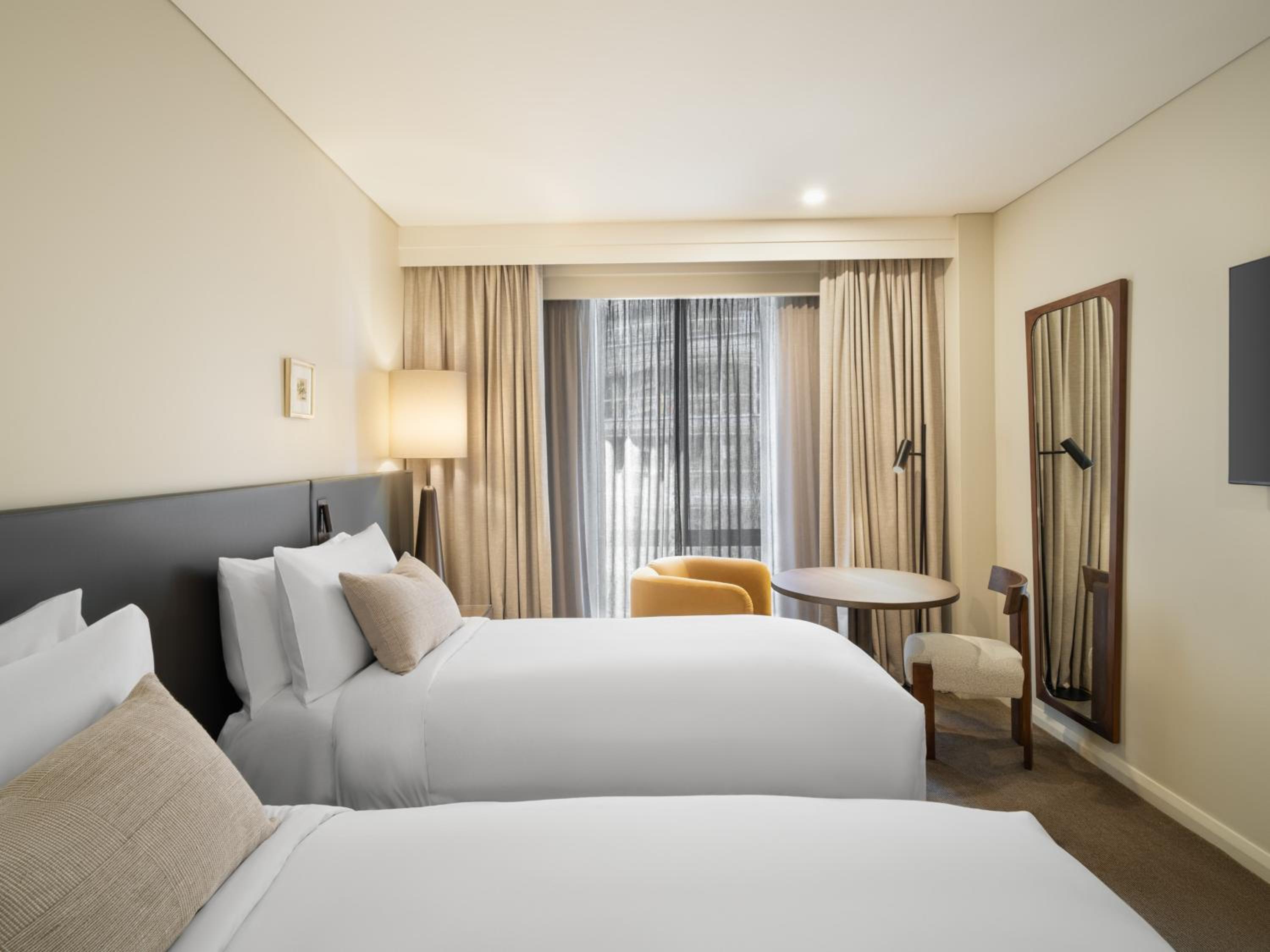 Classic Room With Two Single Beds