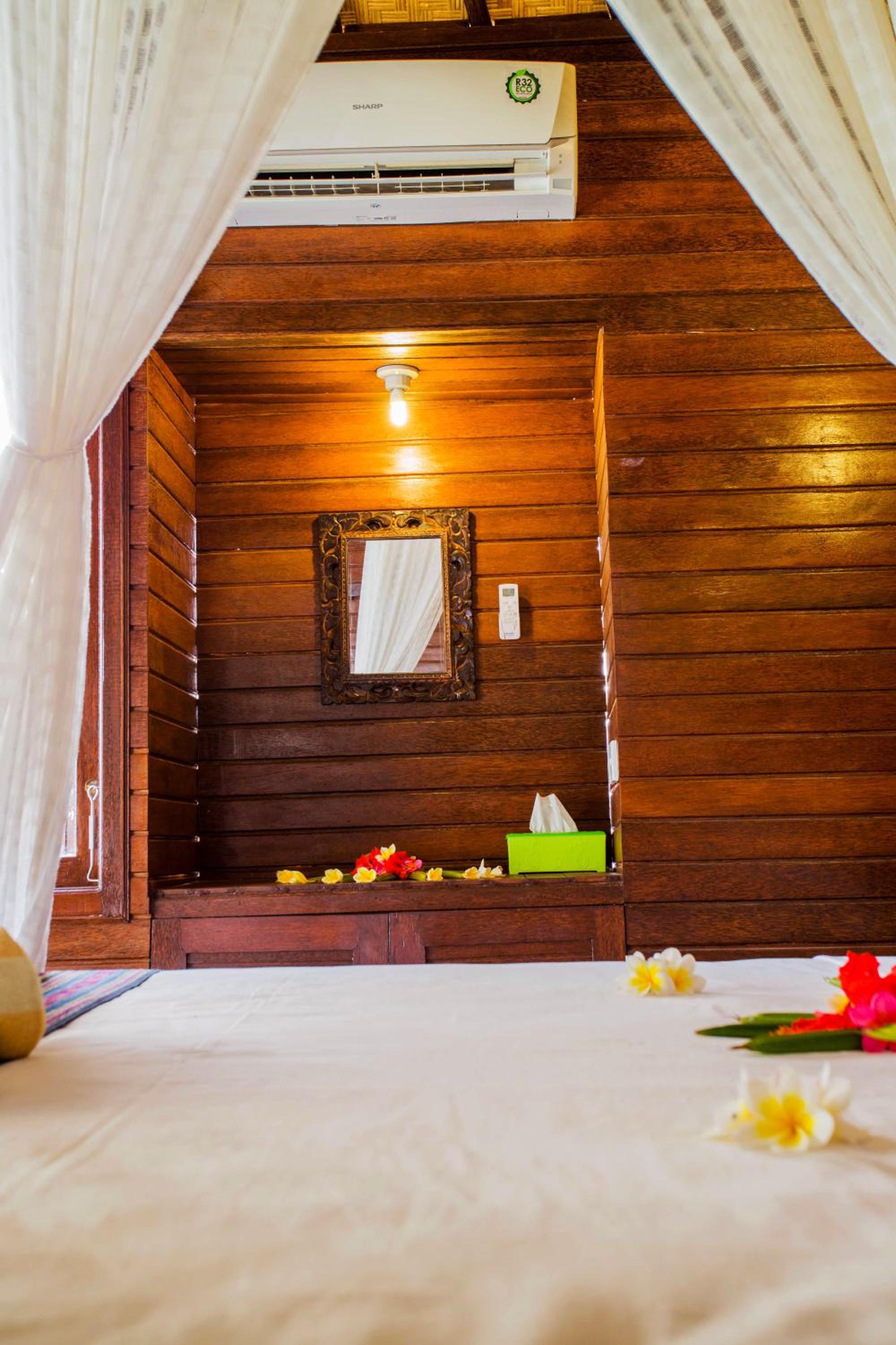One-Bedroom Twin Bungalow photo 1