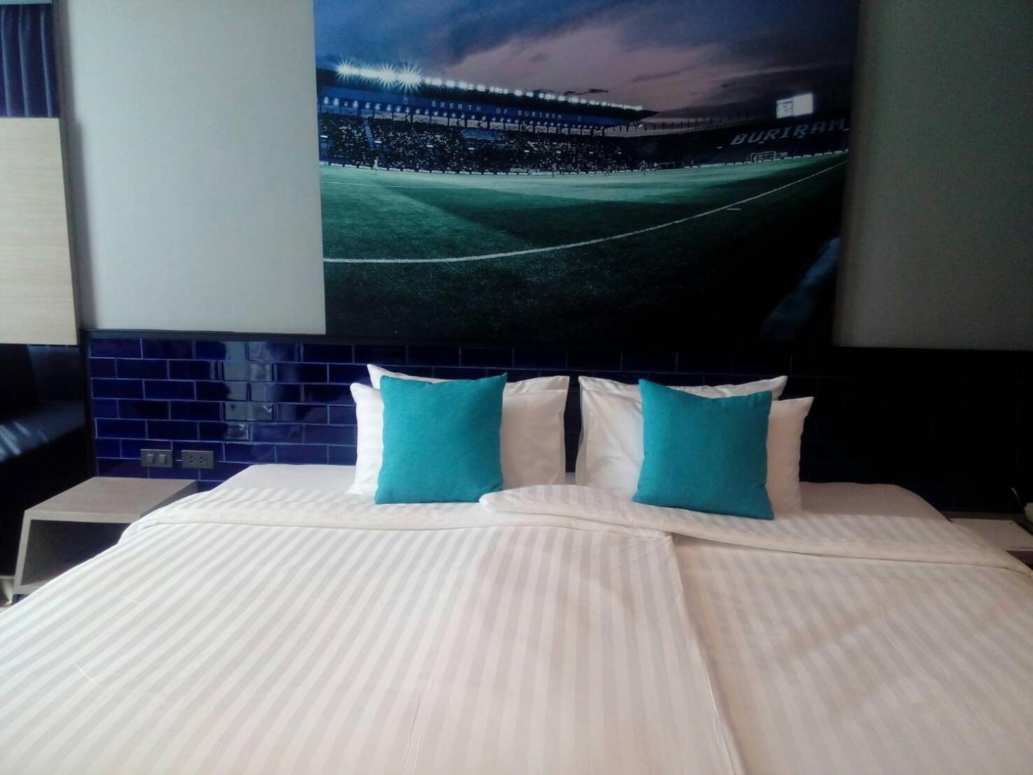 Deluxe Double Room (2 Adults + 1 Child) photo 3