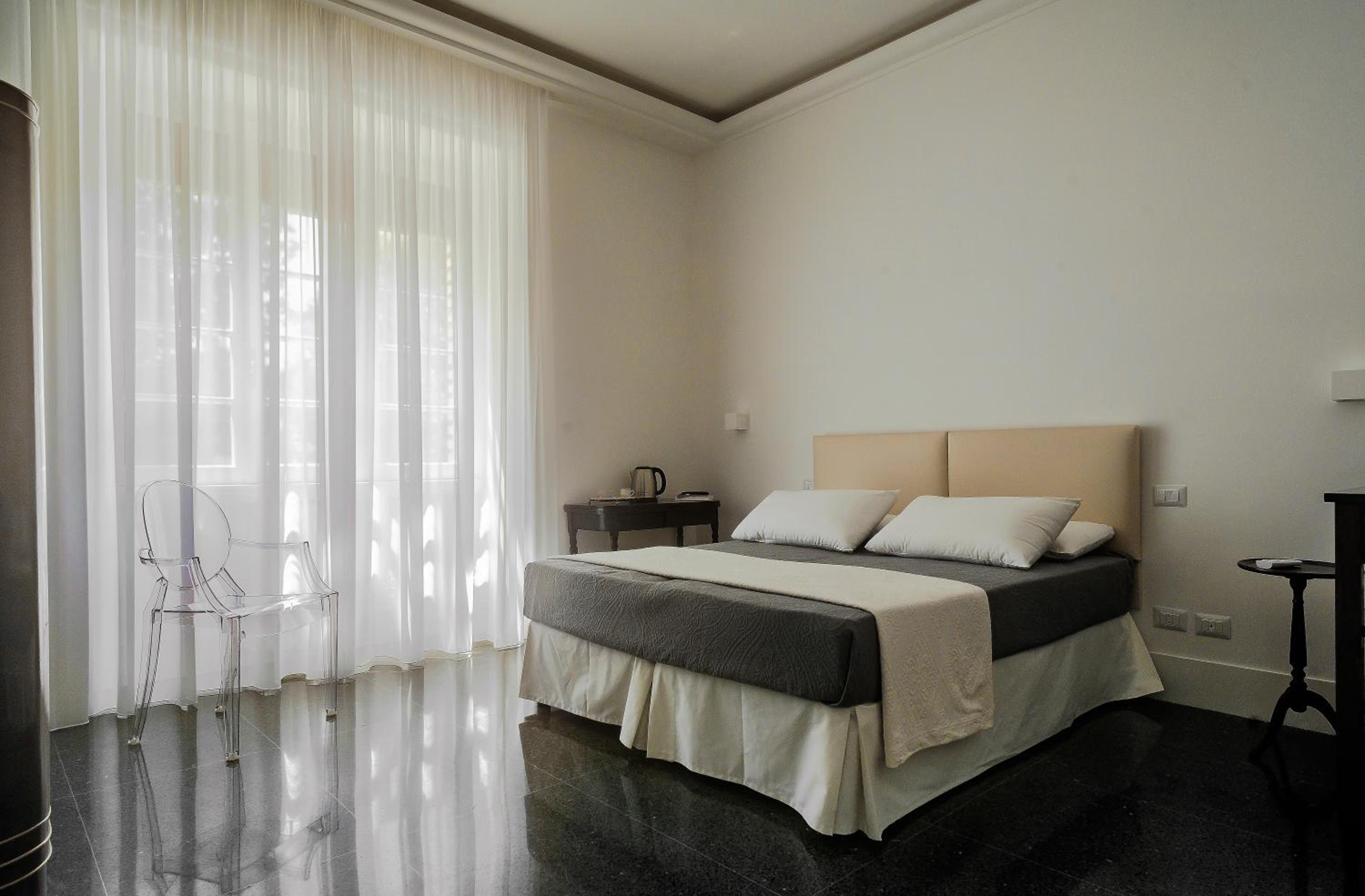 Double or Twin Room with Private Bathroom