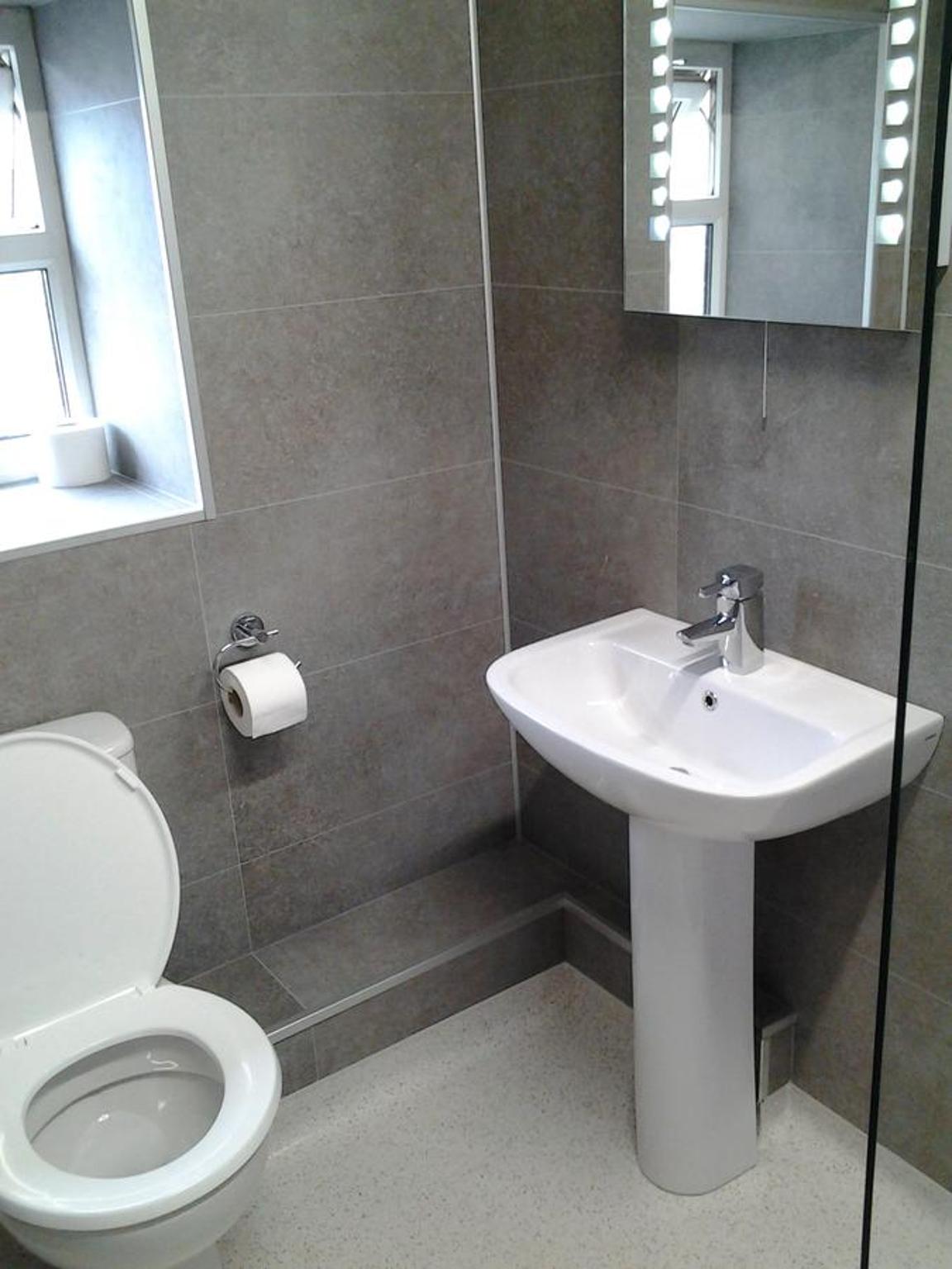 Standard Double Room - Photo 8