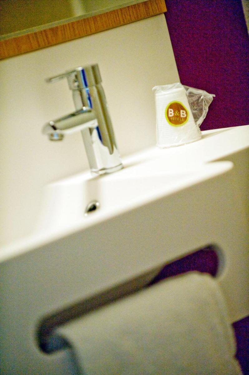 Double Room - Photo 4