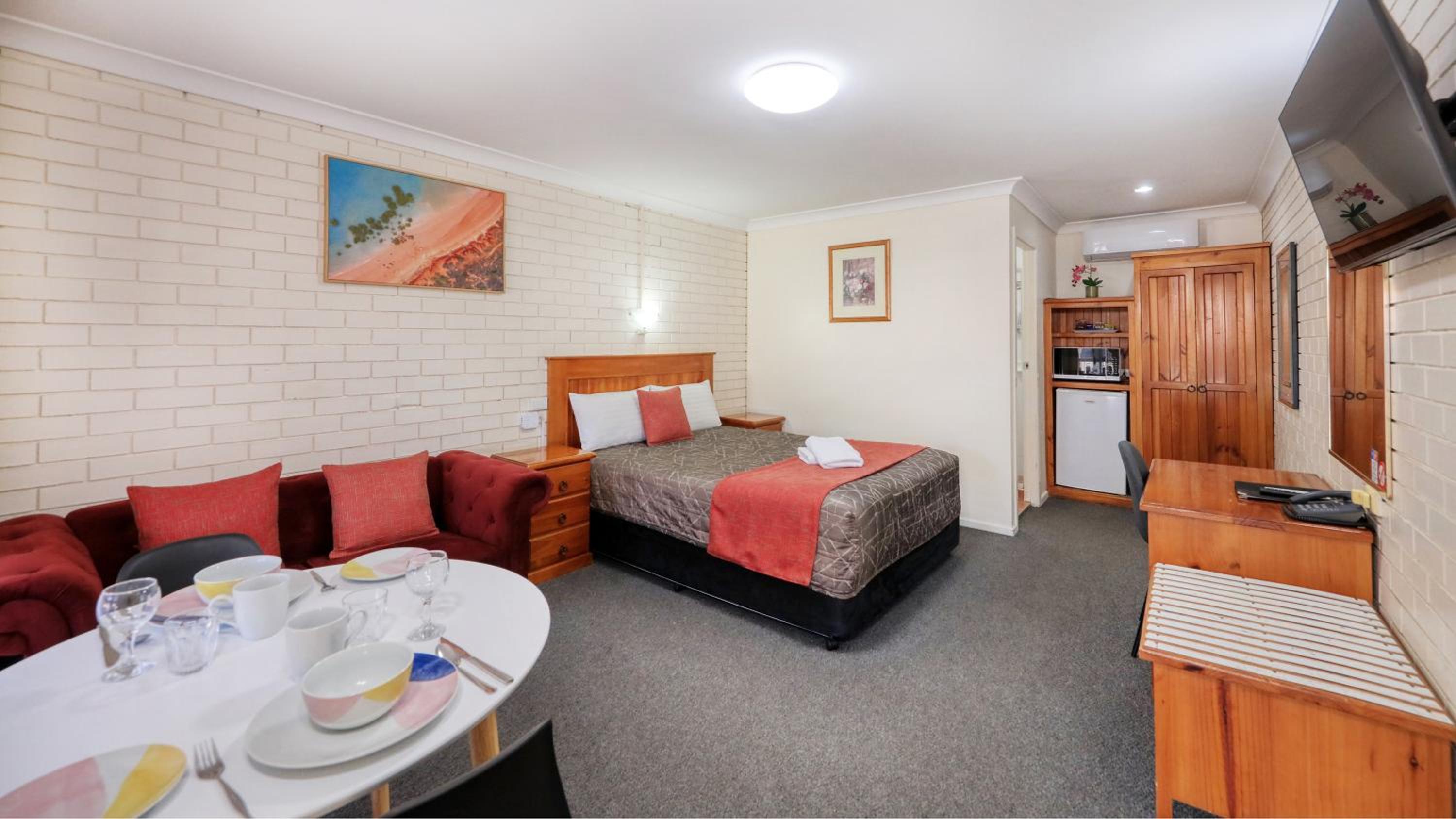 Standard Queen Room photo 1