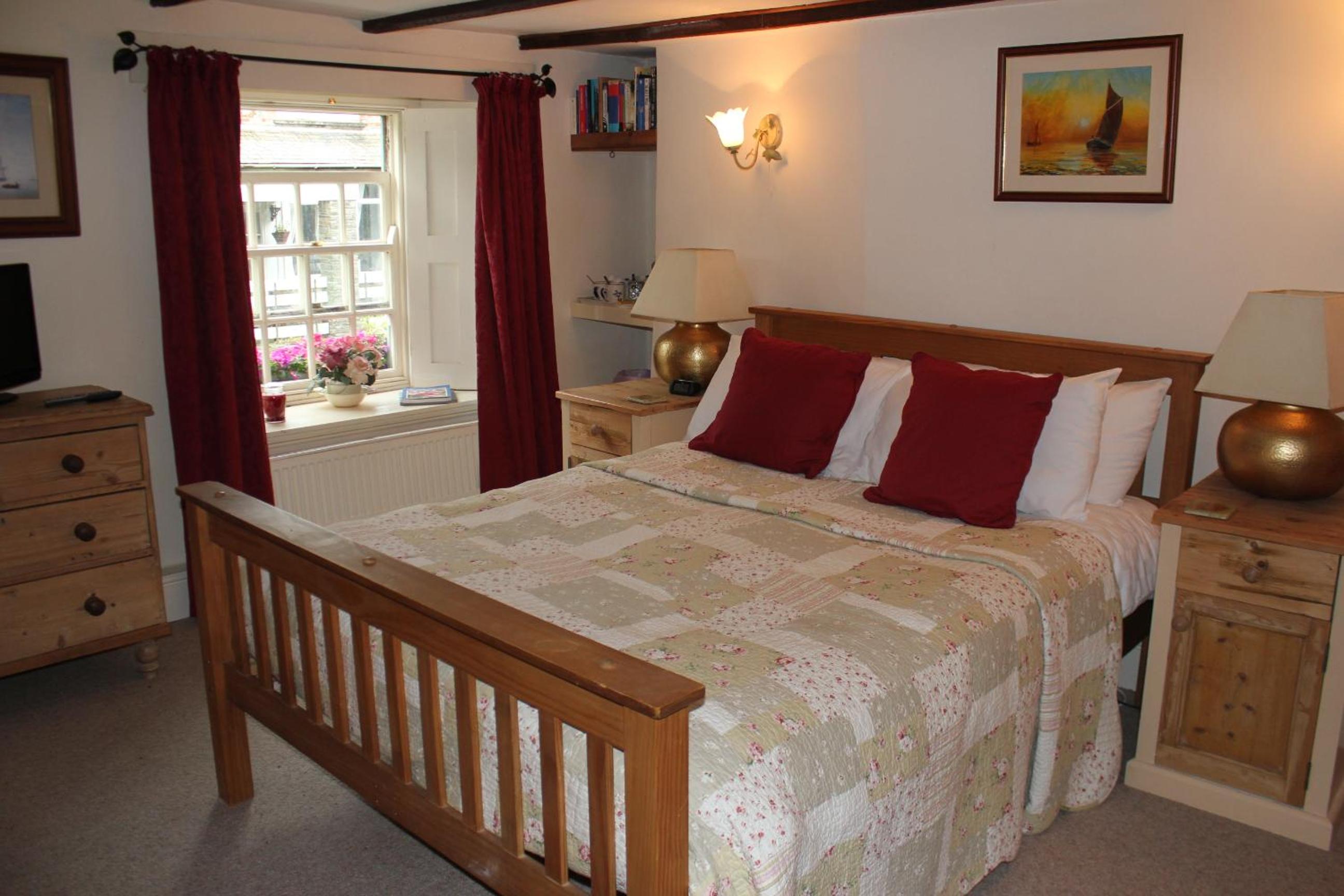 Deluxe Double Room with Shower photo 3
