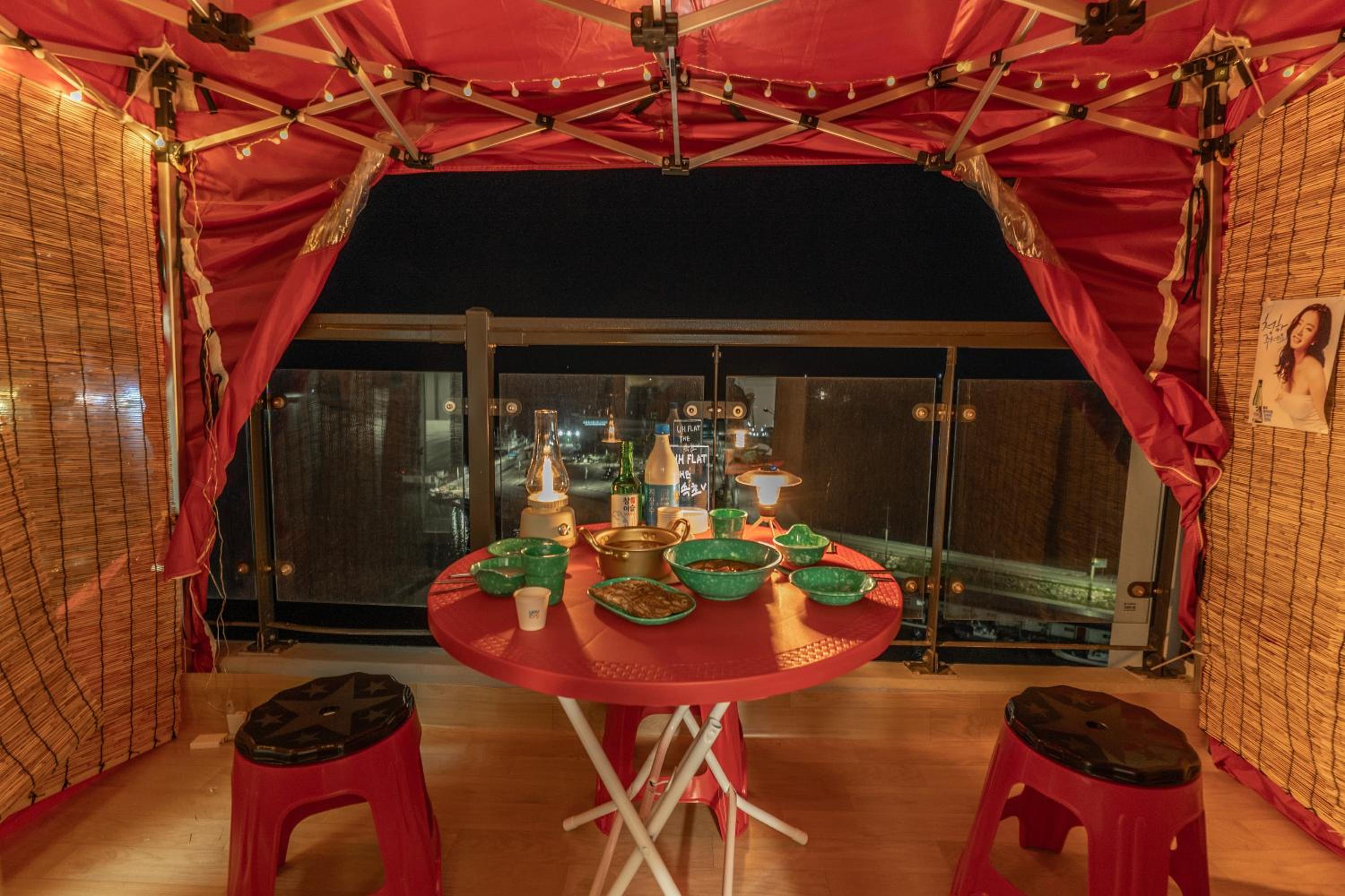 Terrace Pocha Vibes Ocean - Photo 8