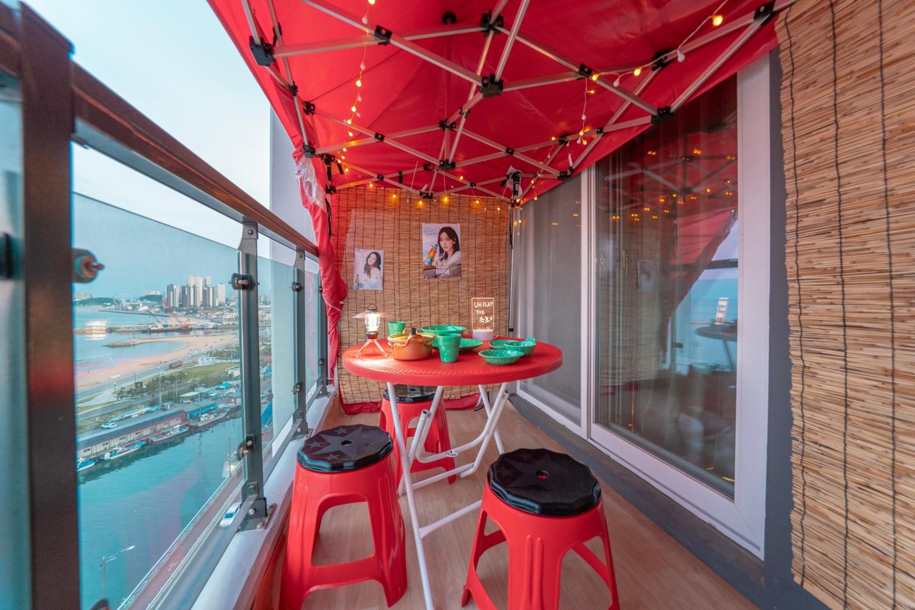 Terrace Pocha Vibes Ocean - Photo 9