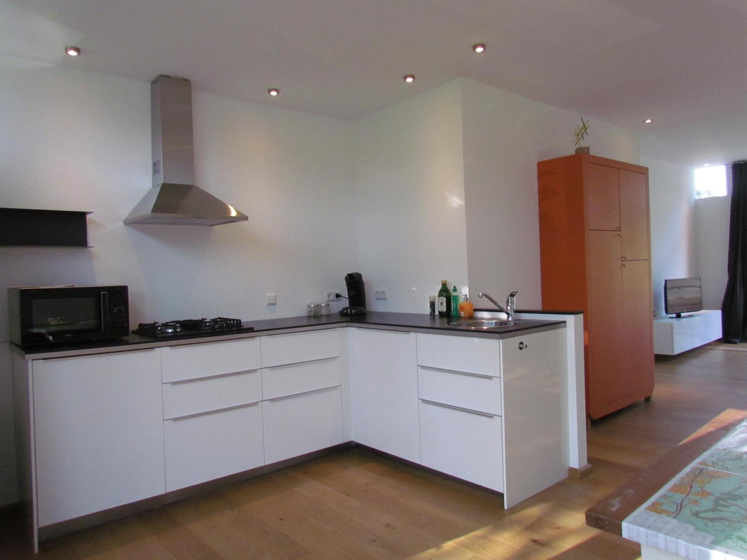 Apartment photo 3