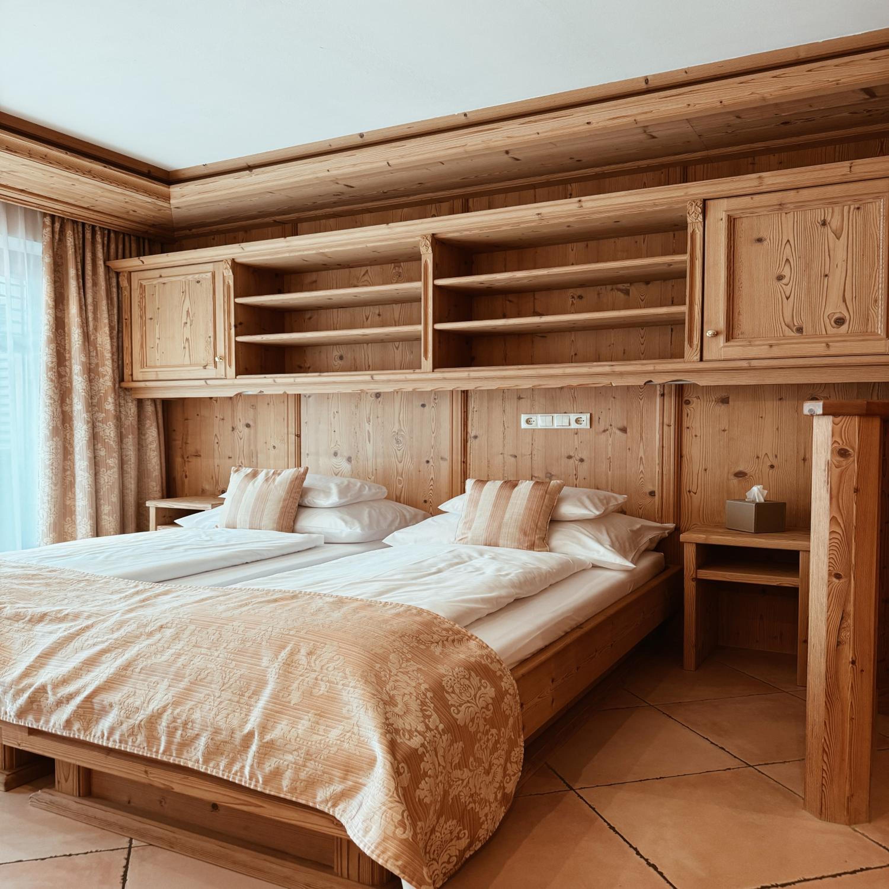 One-Bedroom Apartment with Terrace