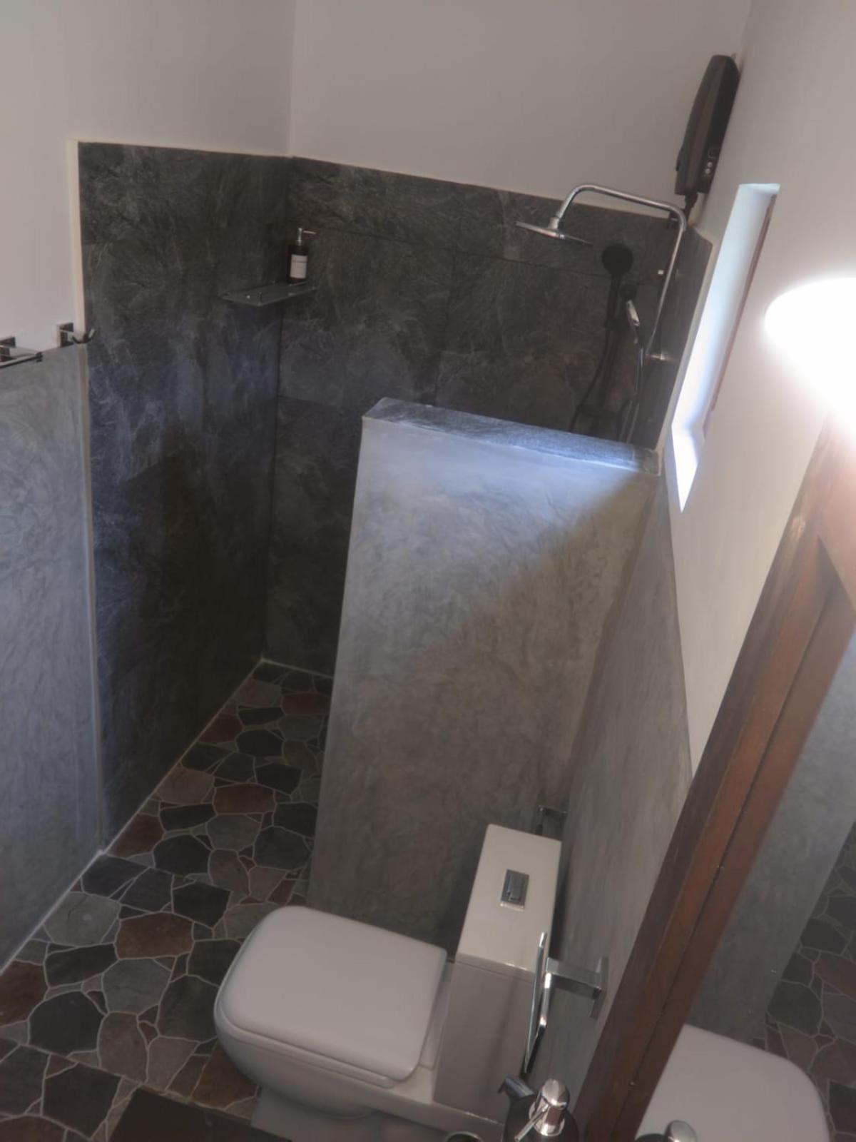 Triple Room with Pool View photo 3
