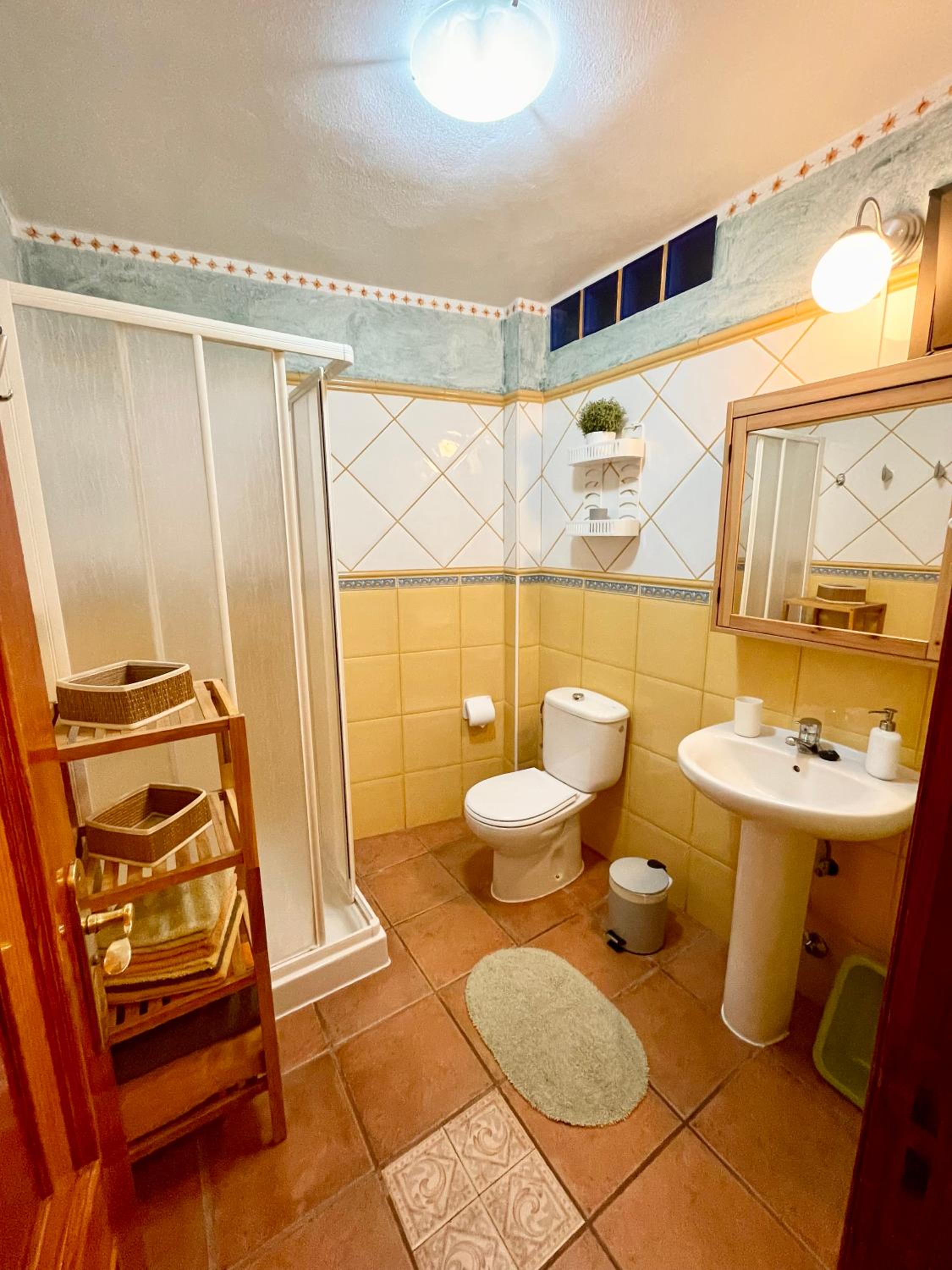 One-Bedroom Apartment with Balcony photo 2