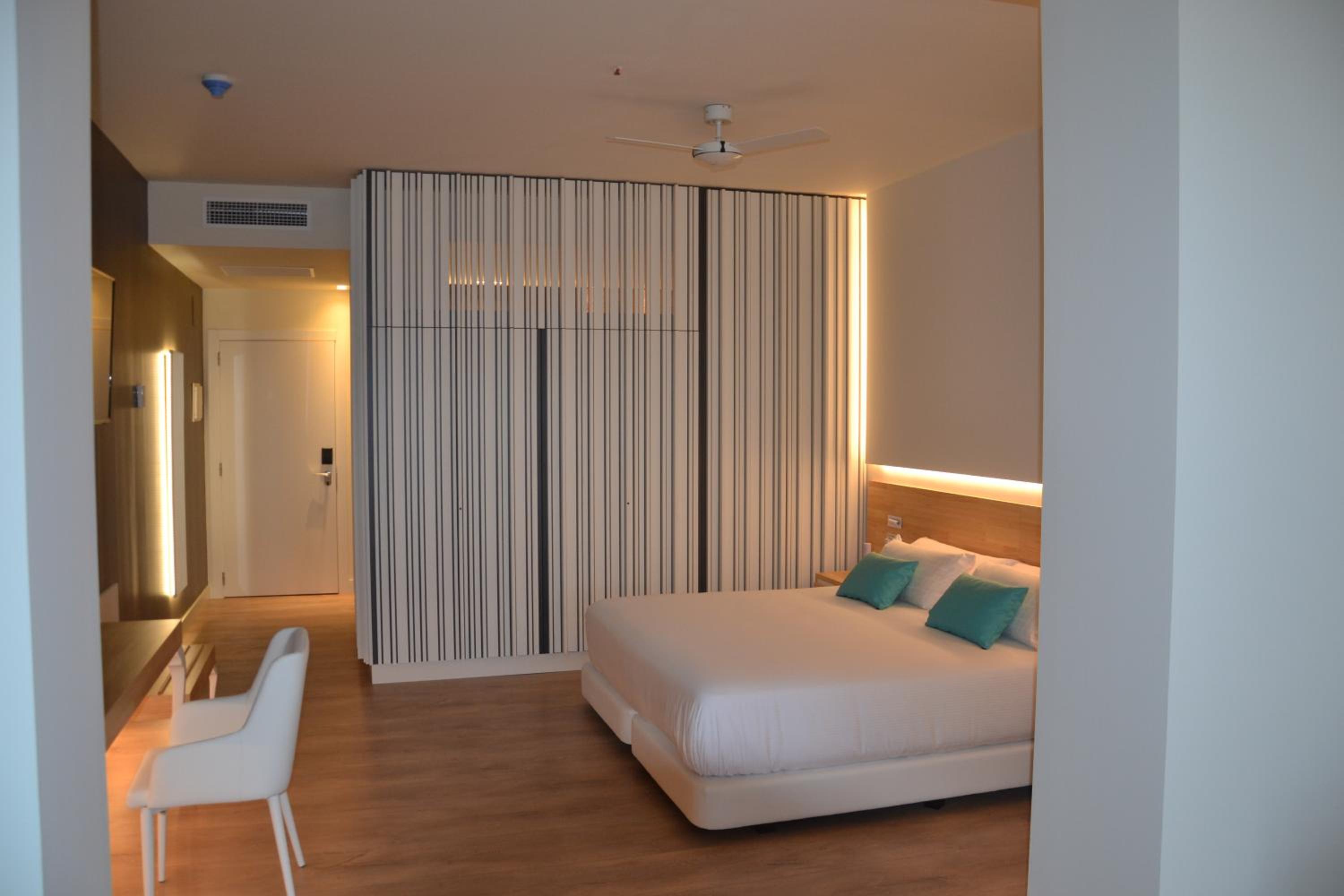 Suite Junior con vista al mar.