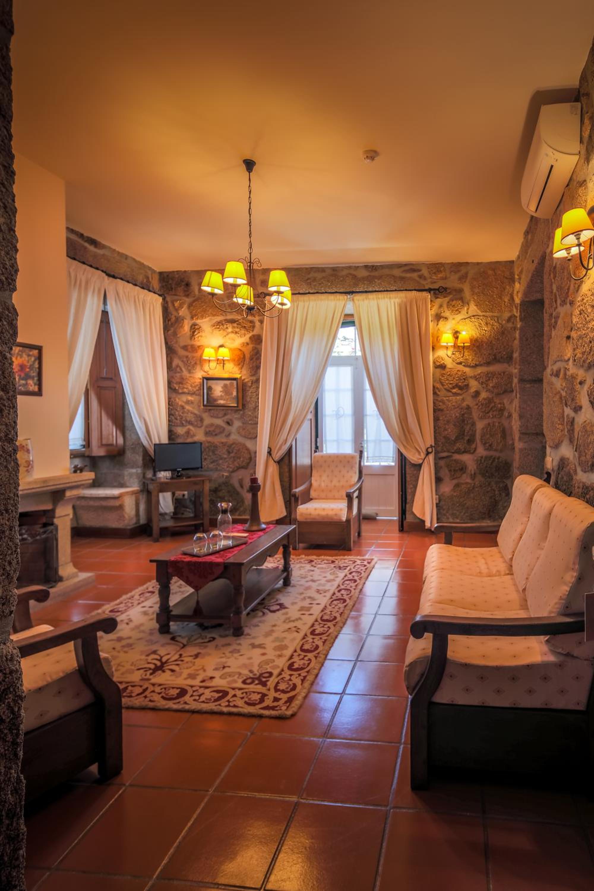 Suite photo 1
