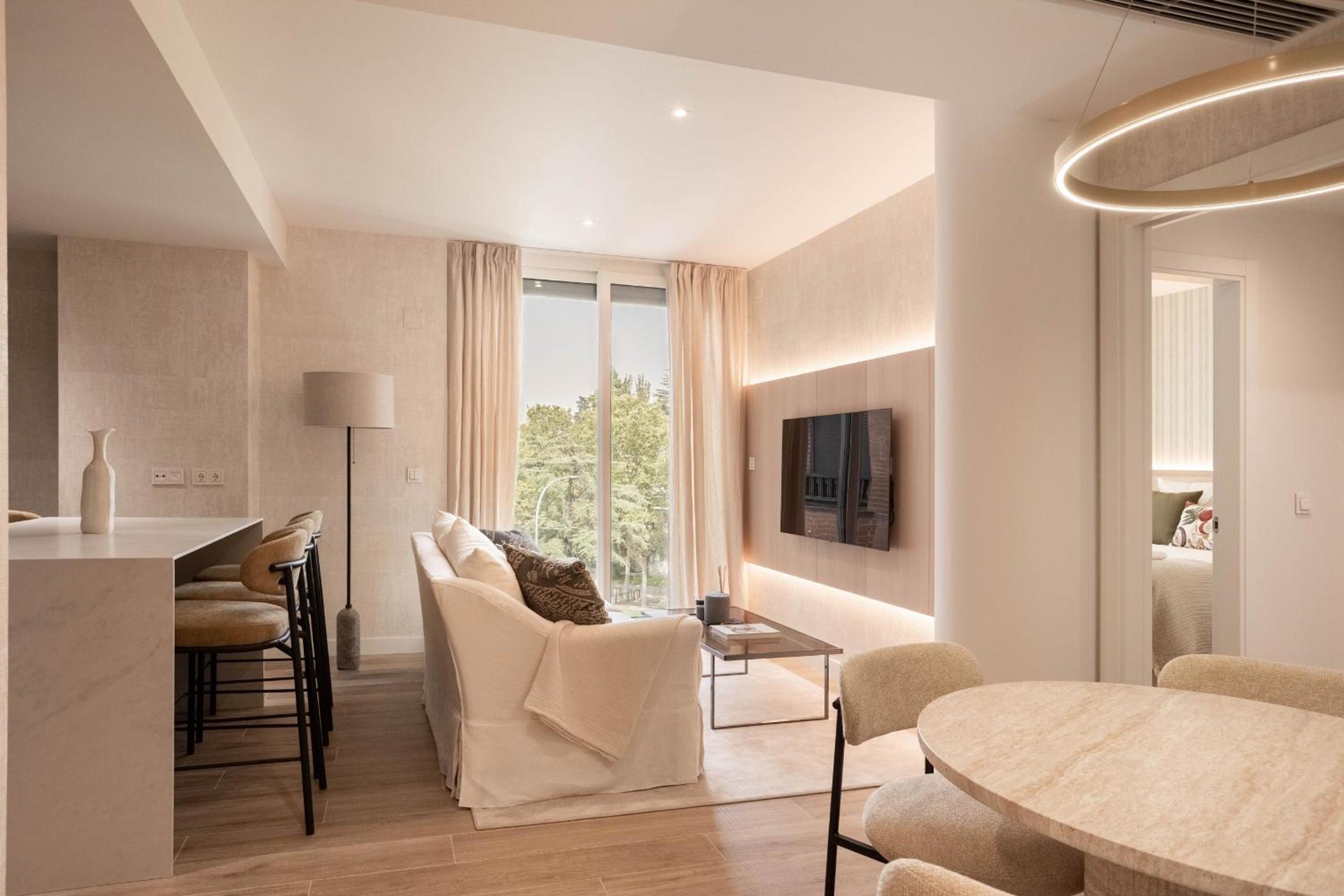 Two-Bedroom Deluxe Apartment