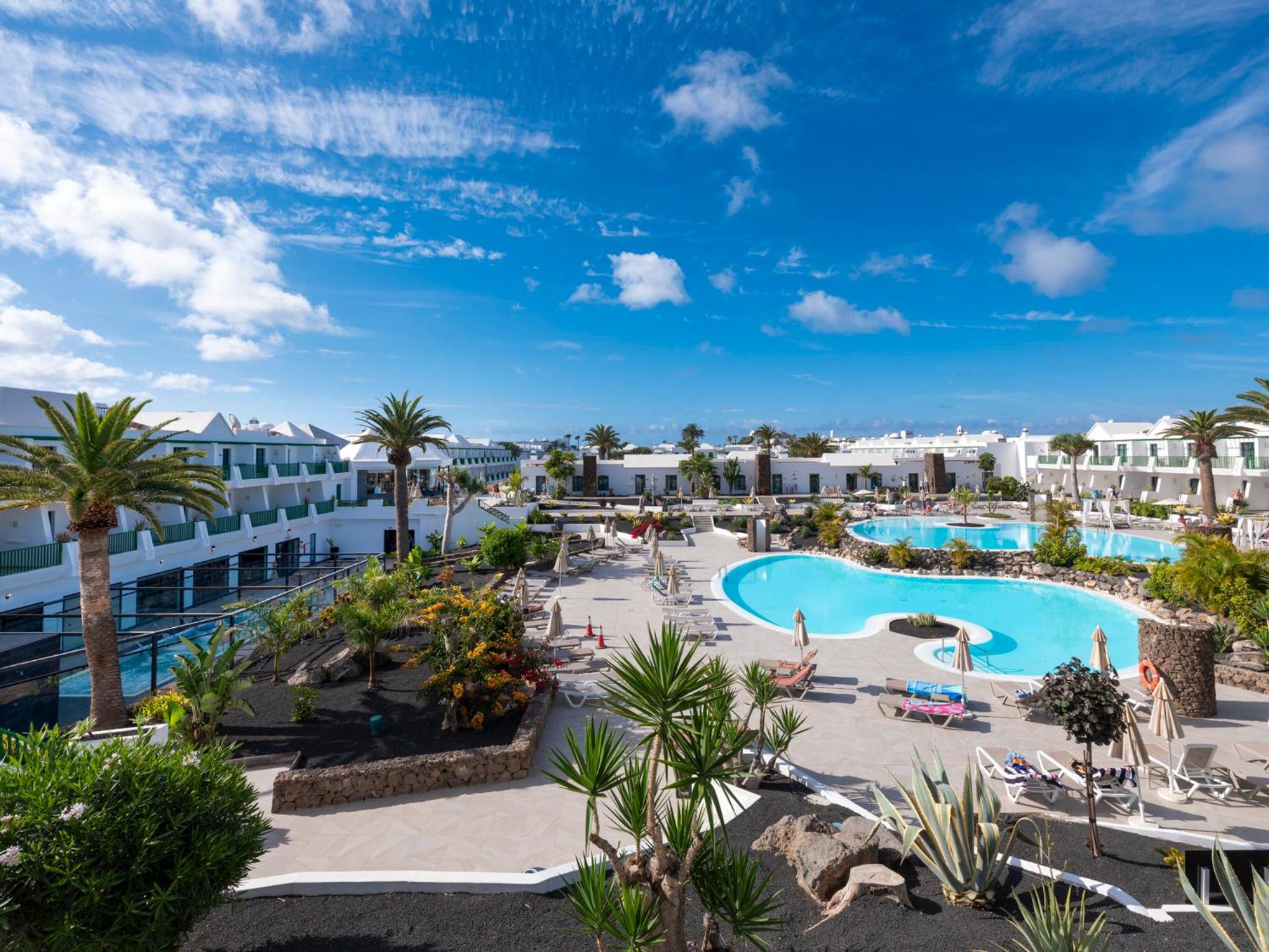 Junior Suite with Pool View