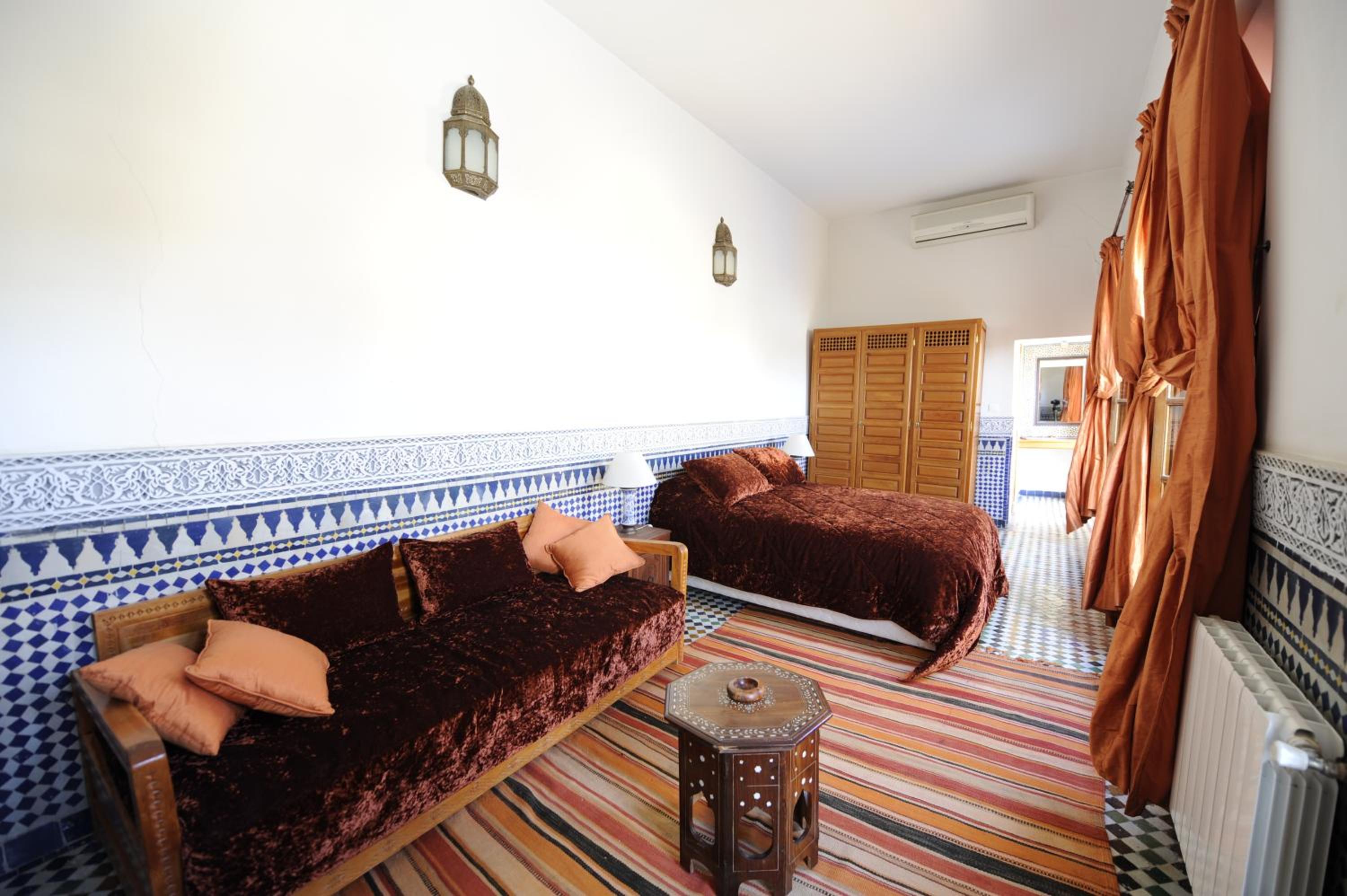 Triple Room with Private Bathroom - Photo 1