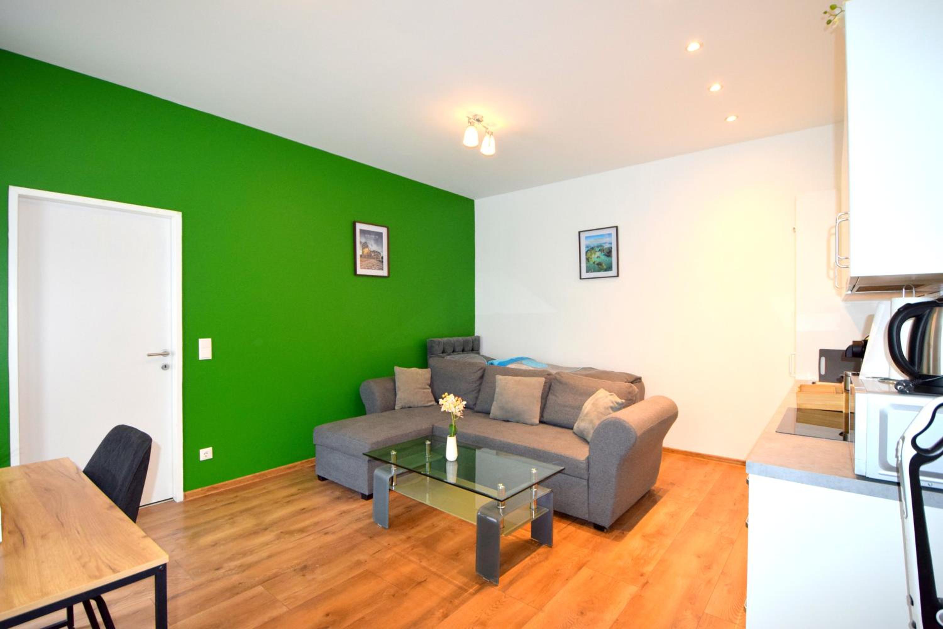 One-Bedroom Deluxe Apartment