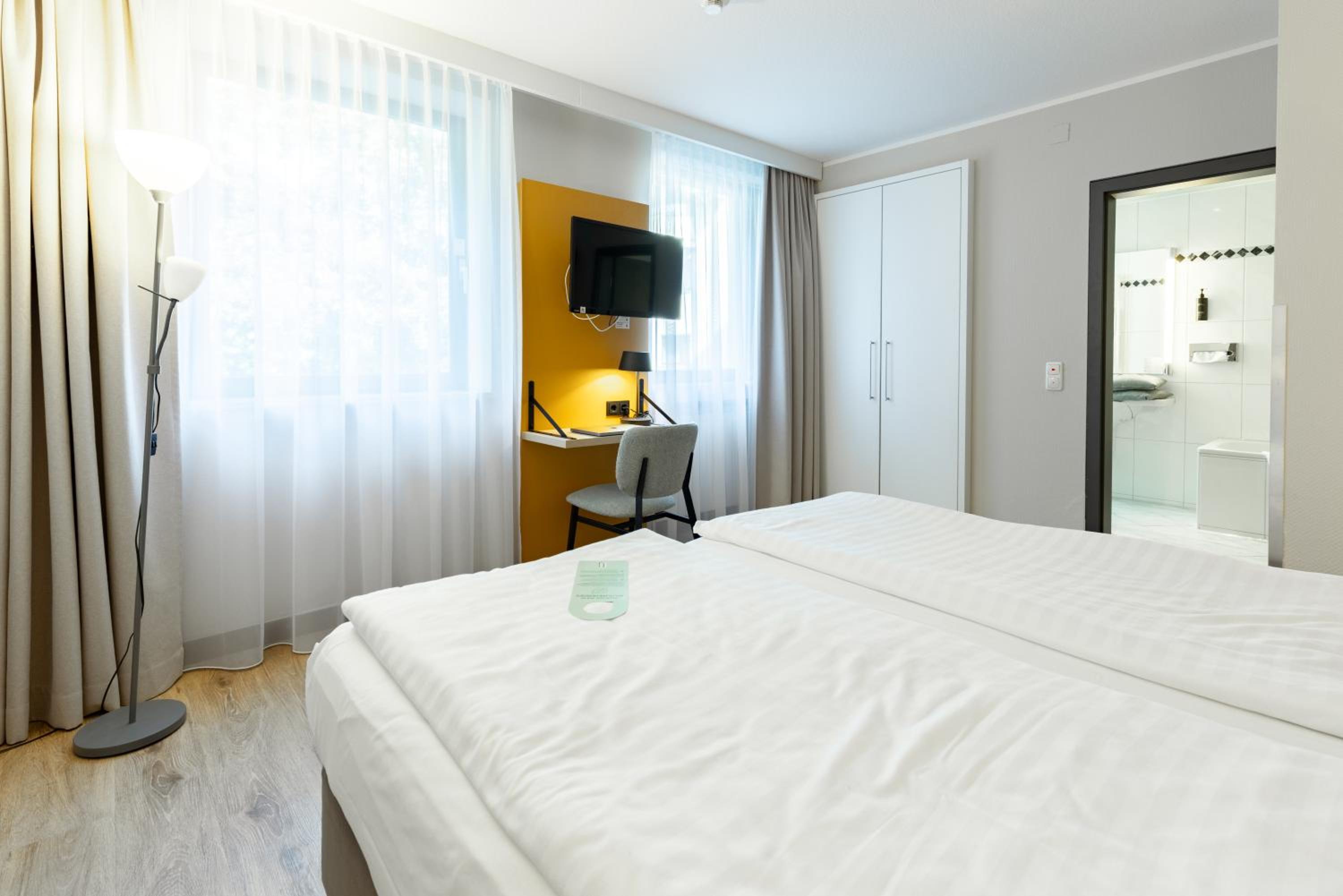 Standard Room - Photo 12