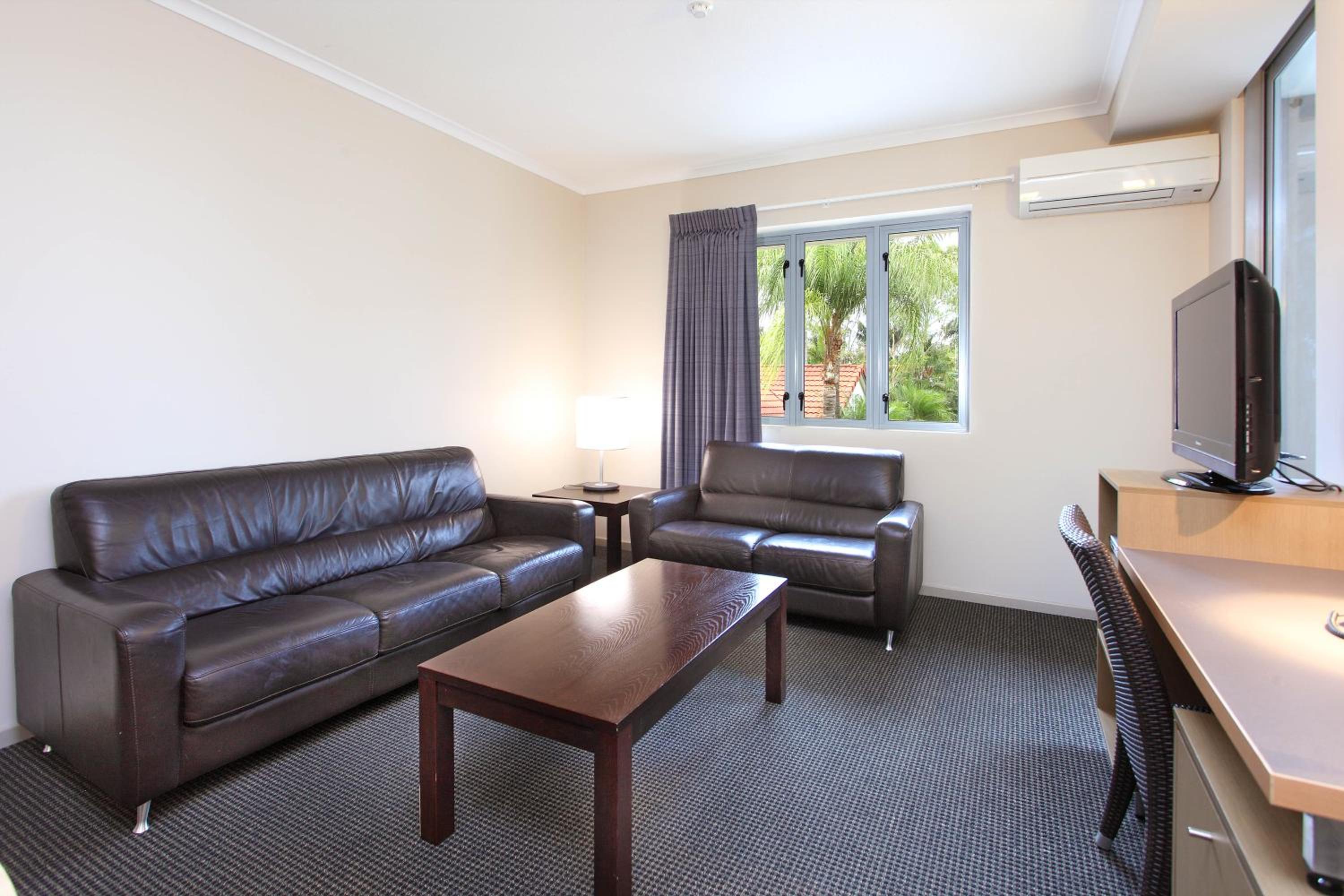 Two-Bedroom Apartment - Photo 4