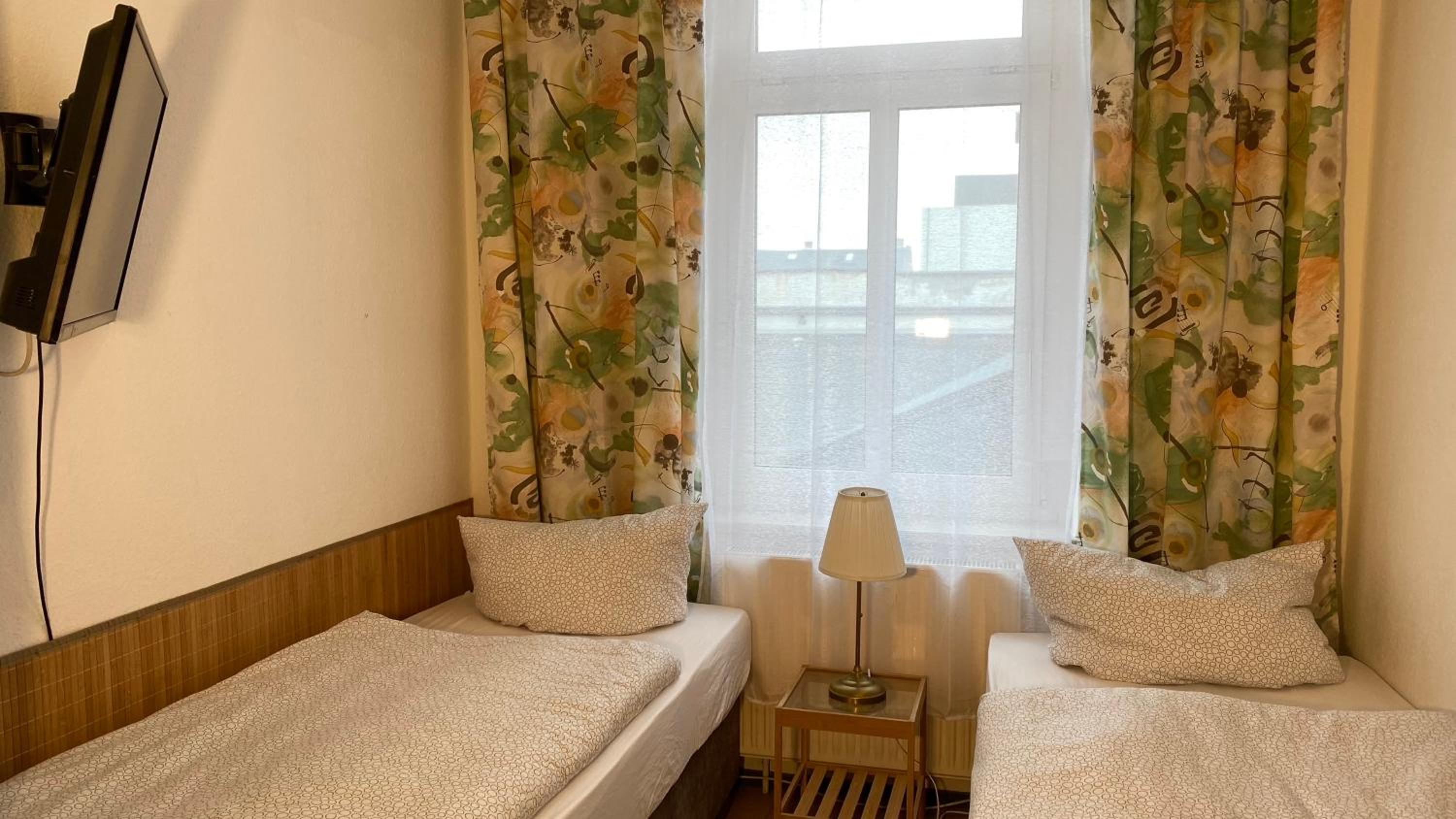 Budget Twin Room