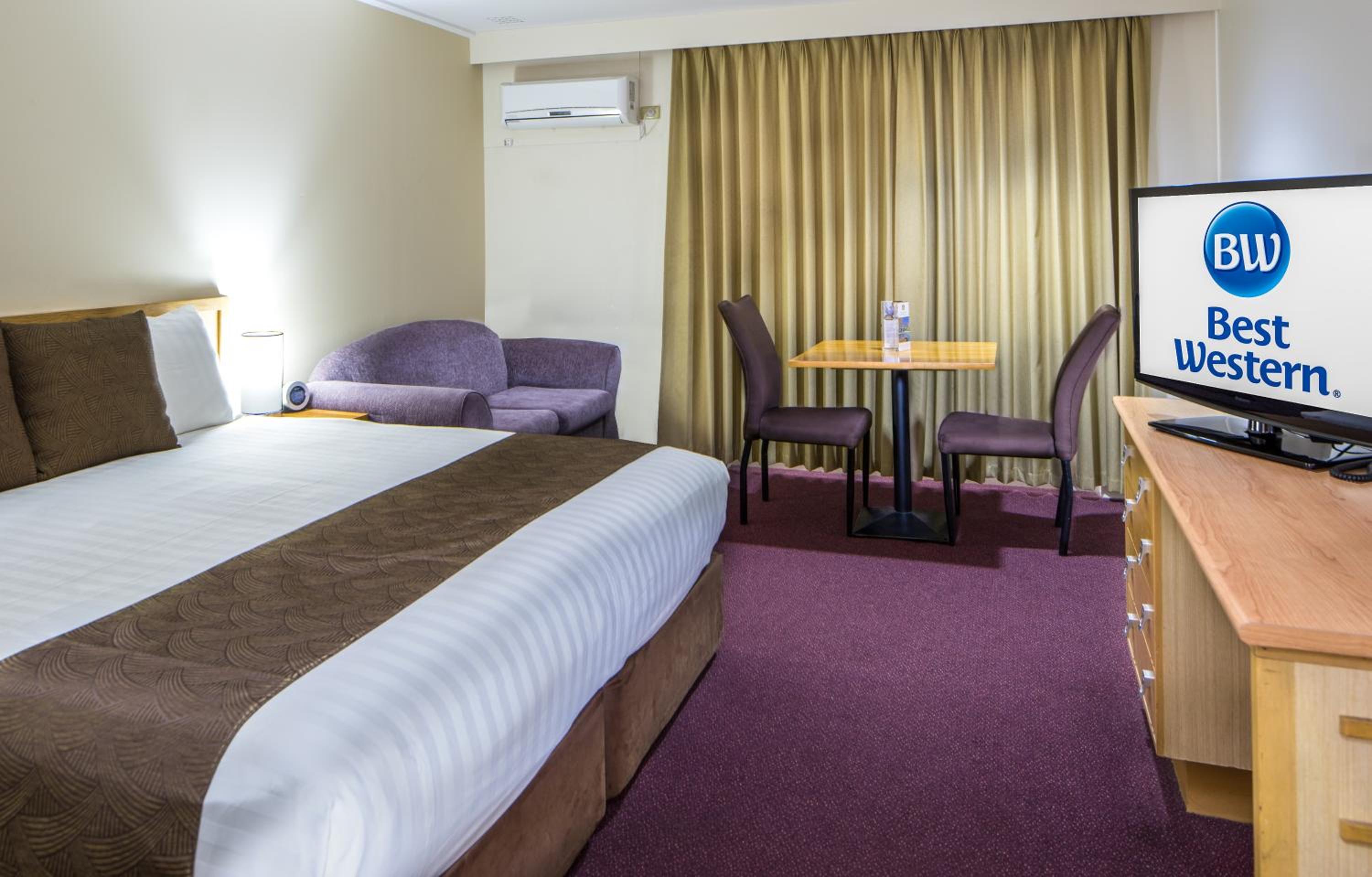 Executive King Room - Photo 4
