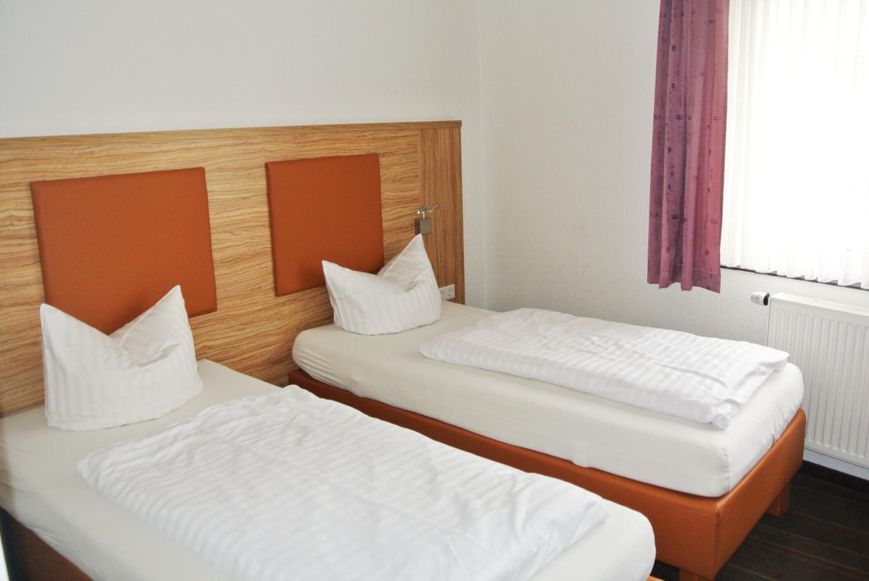 Budget Twin Room photo 1