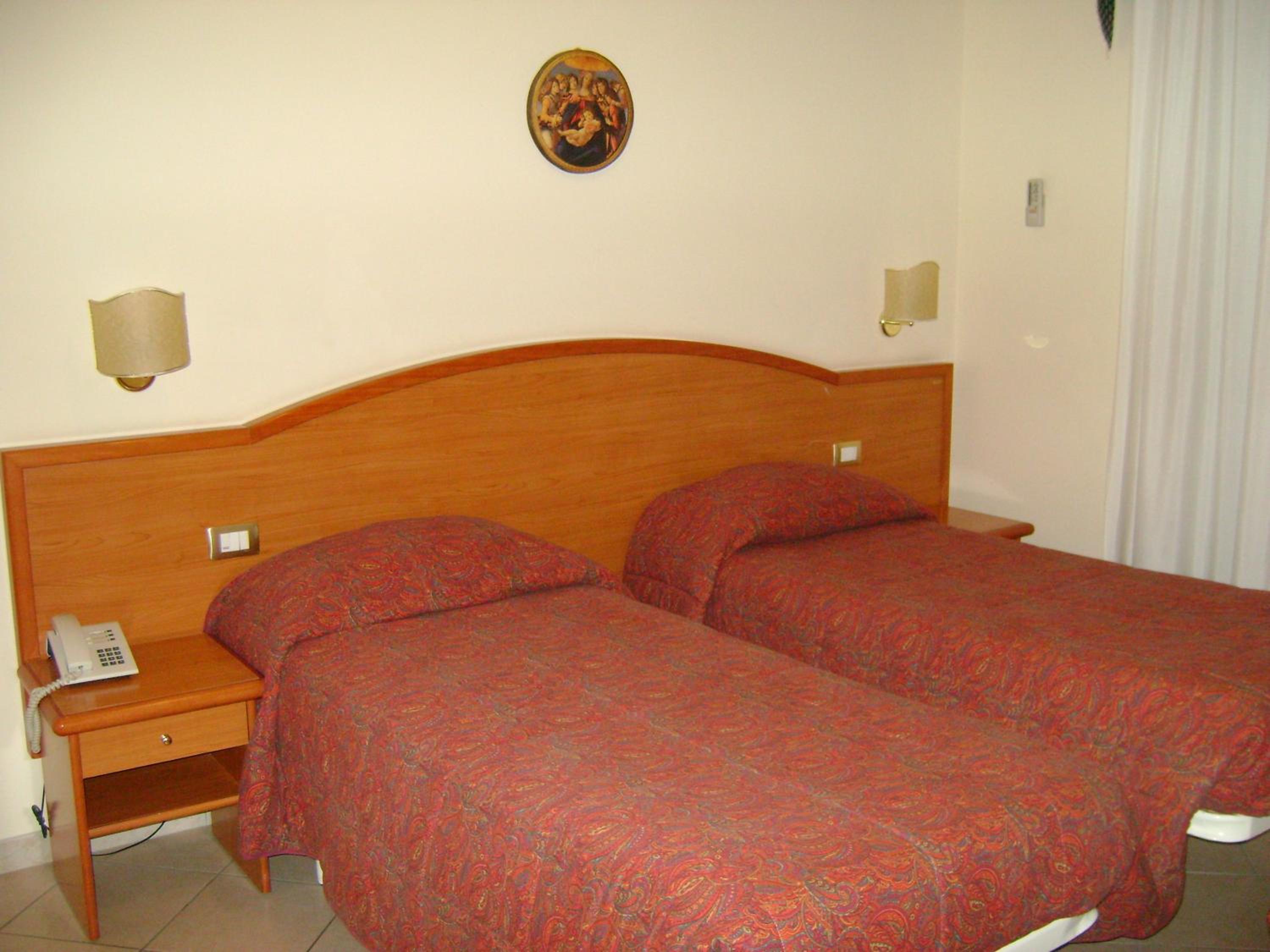 Double Or Twin Room photo 3