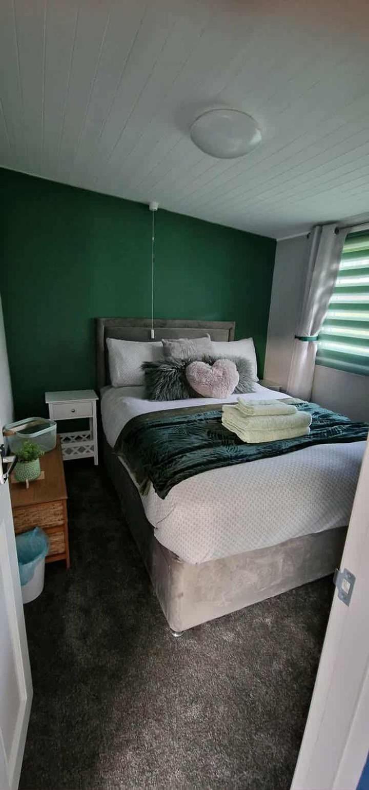 Mobile Home photo 3