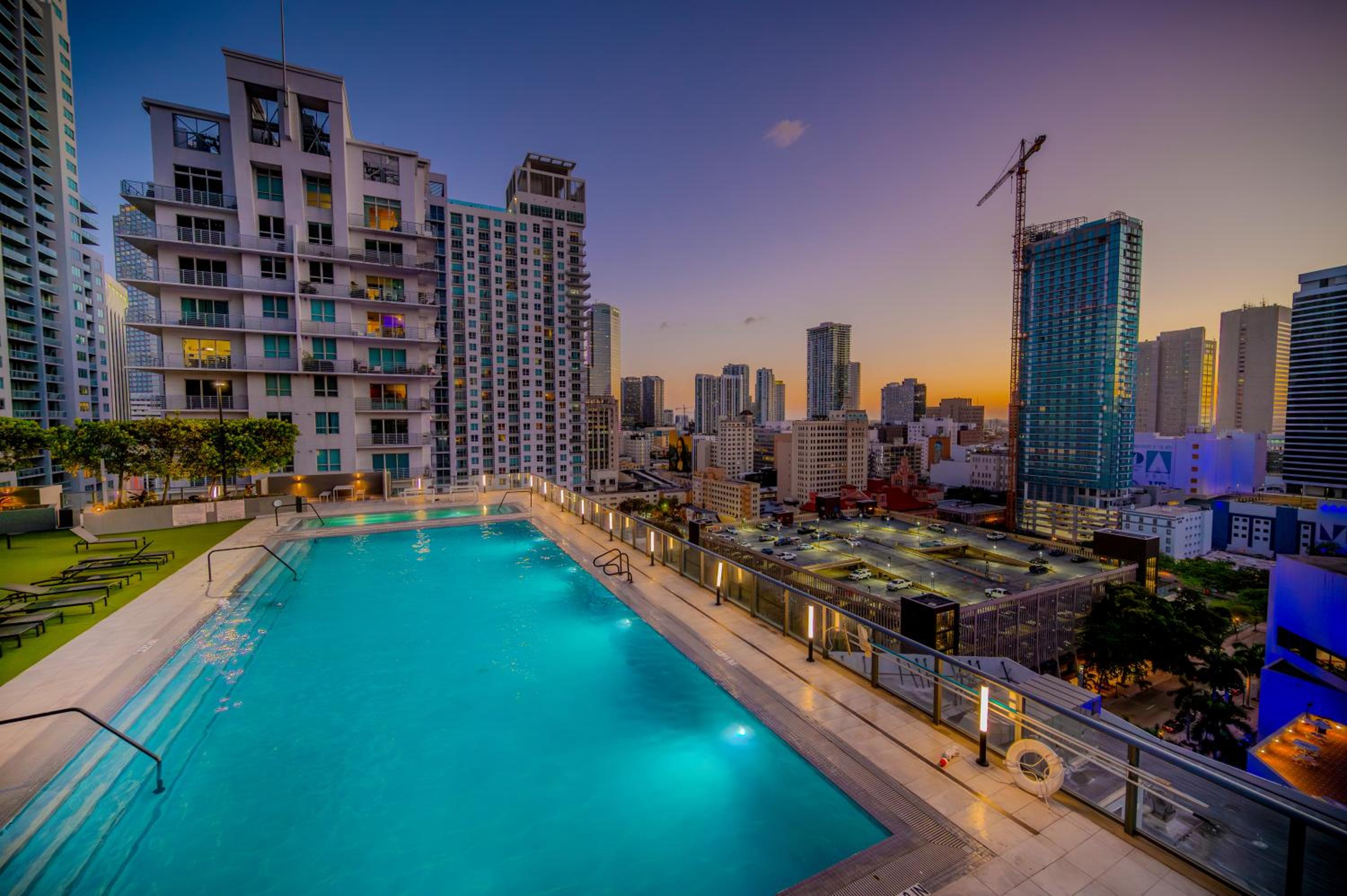 Suite with City View photo 3