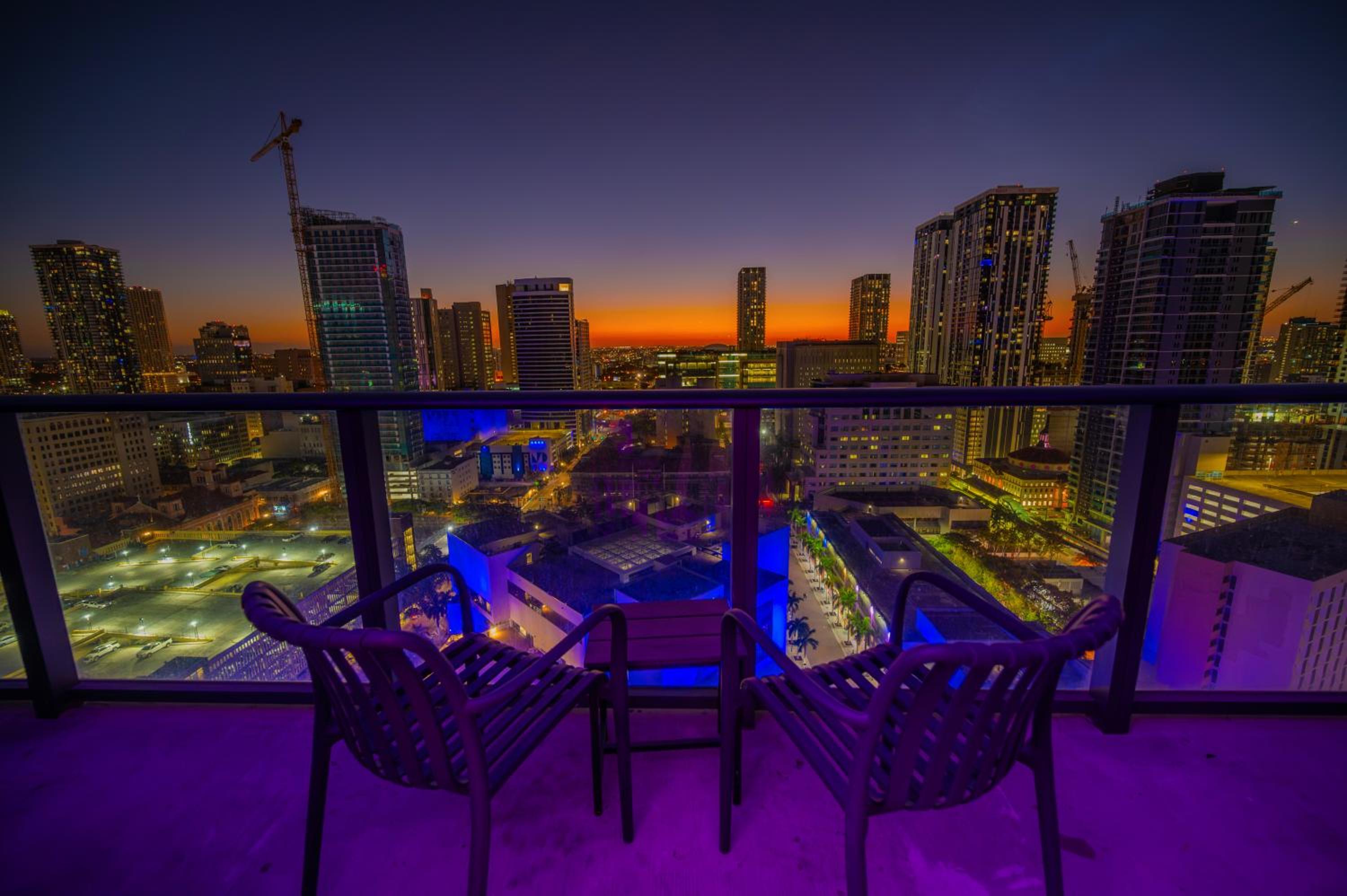 Suite with City View photo 1